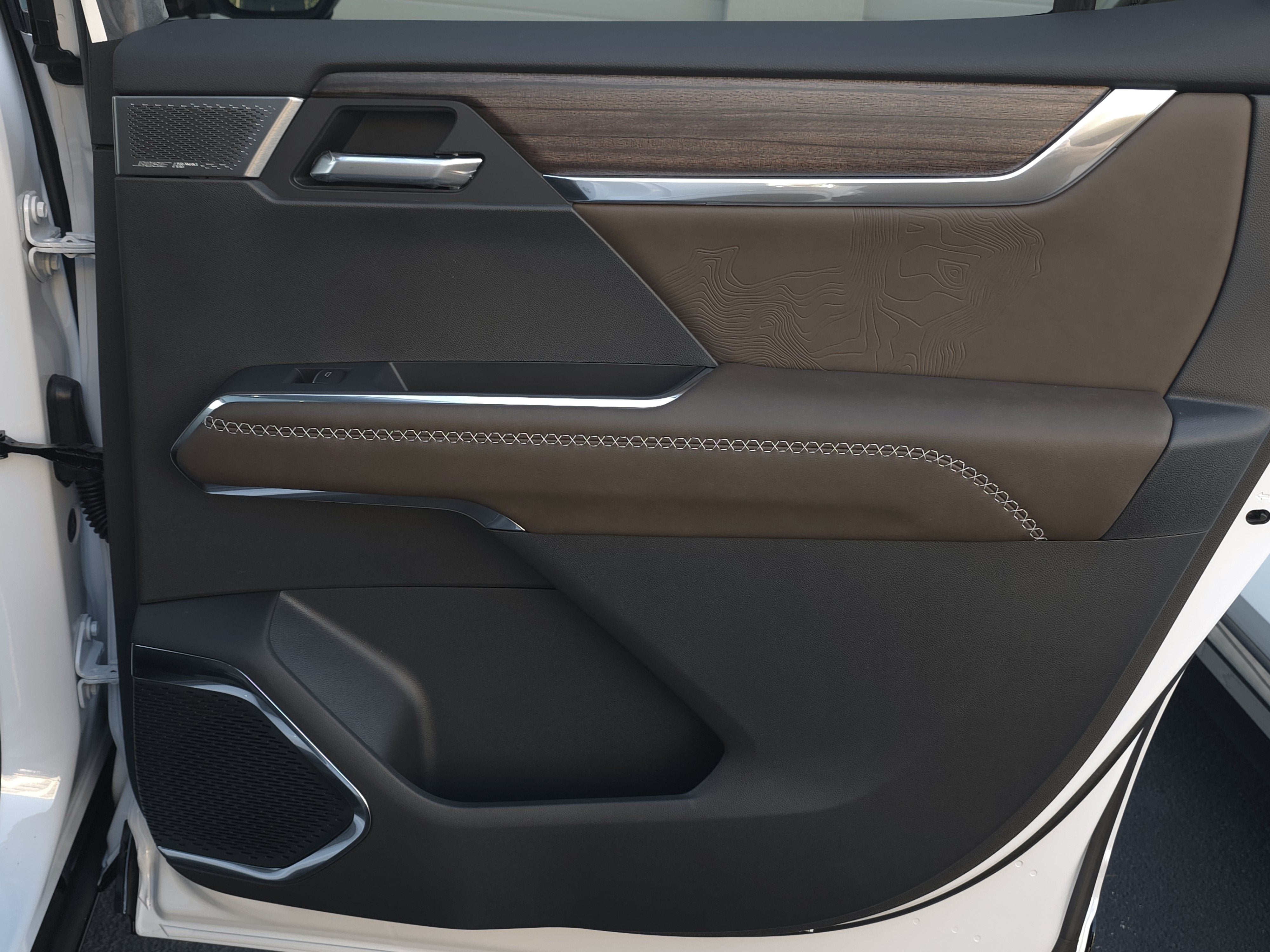 2027 GMC Acadia Denali Ultimate