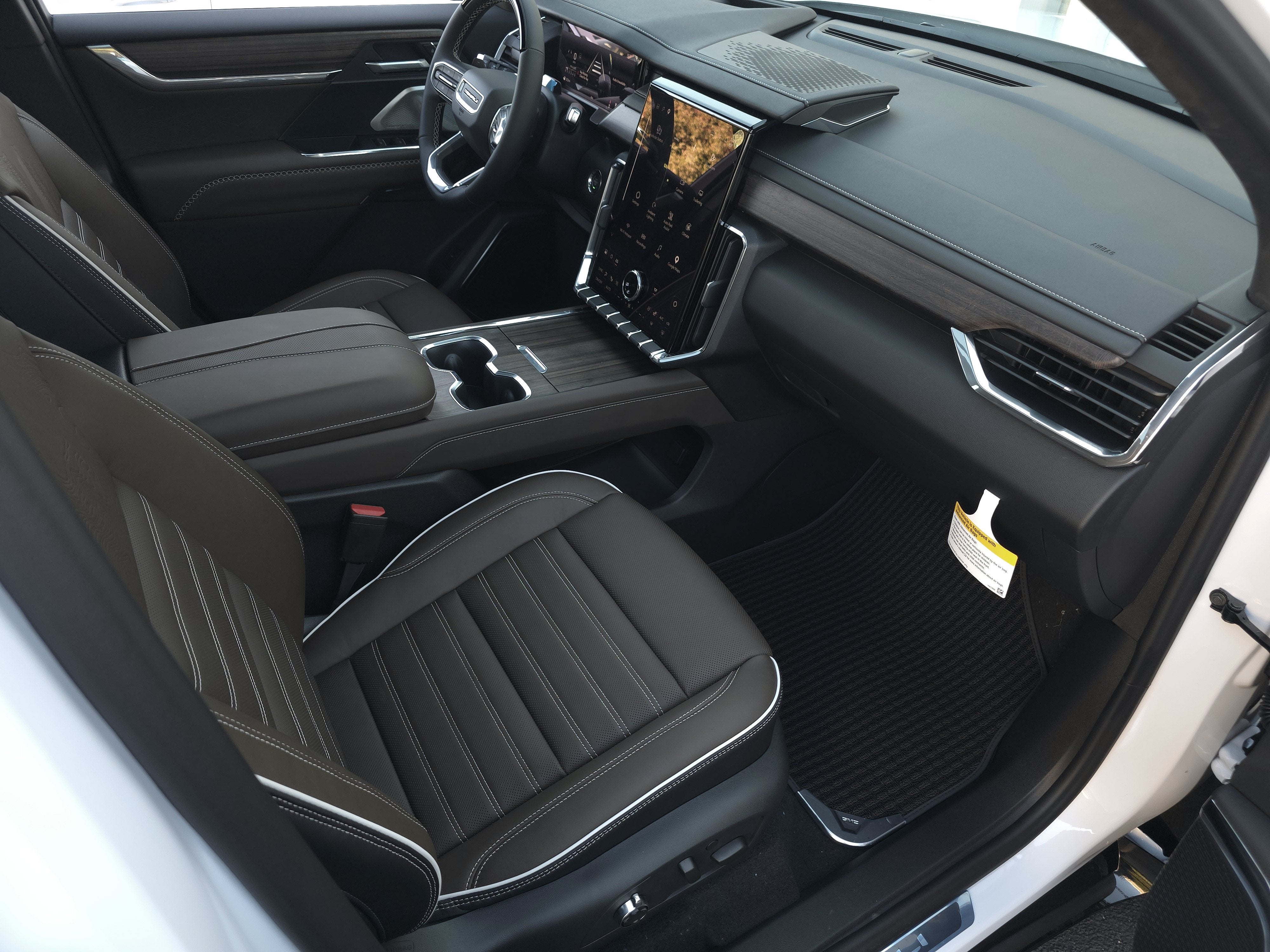 2027 GMC Acadia Denali Ultimate