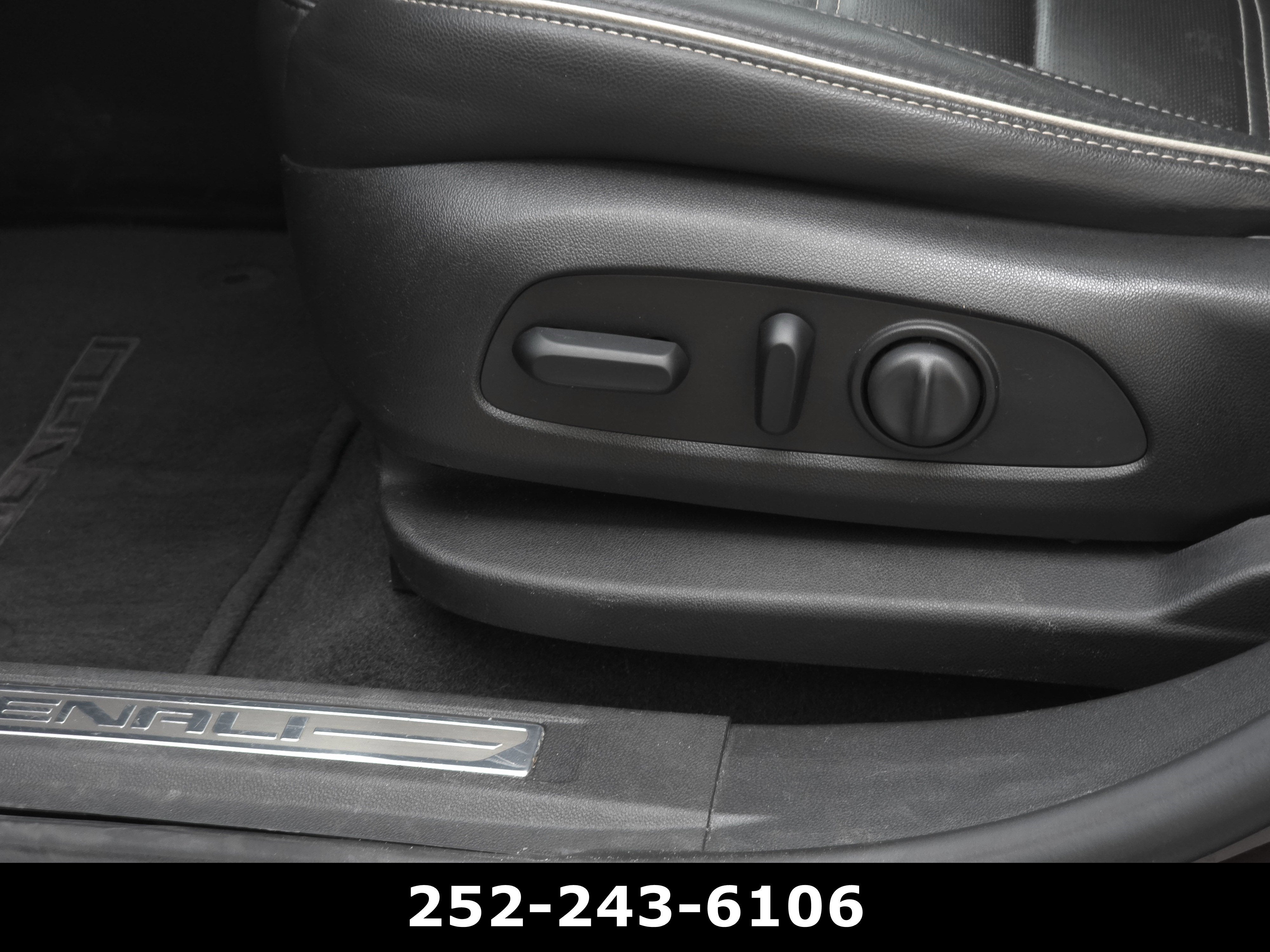 2017 GMC Acadia Denali