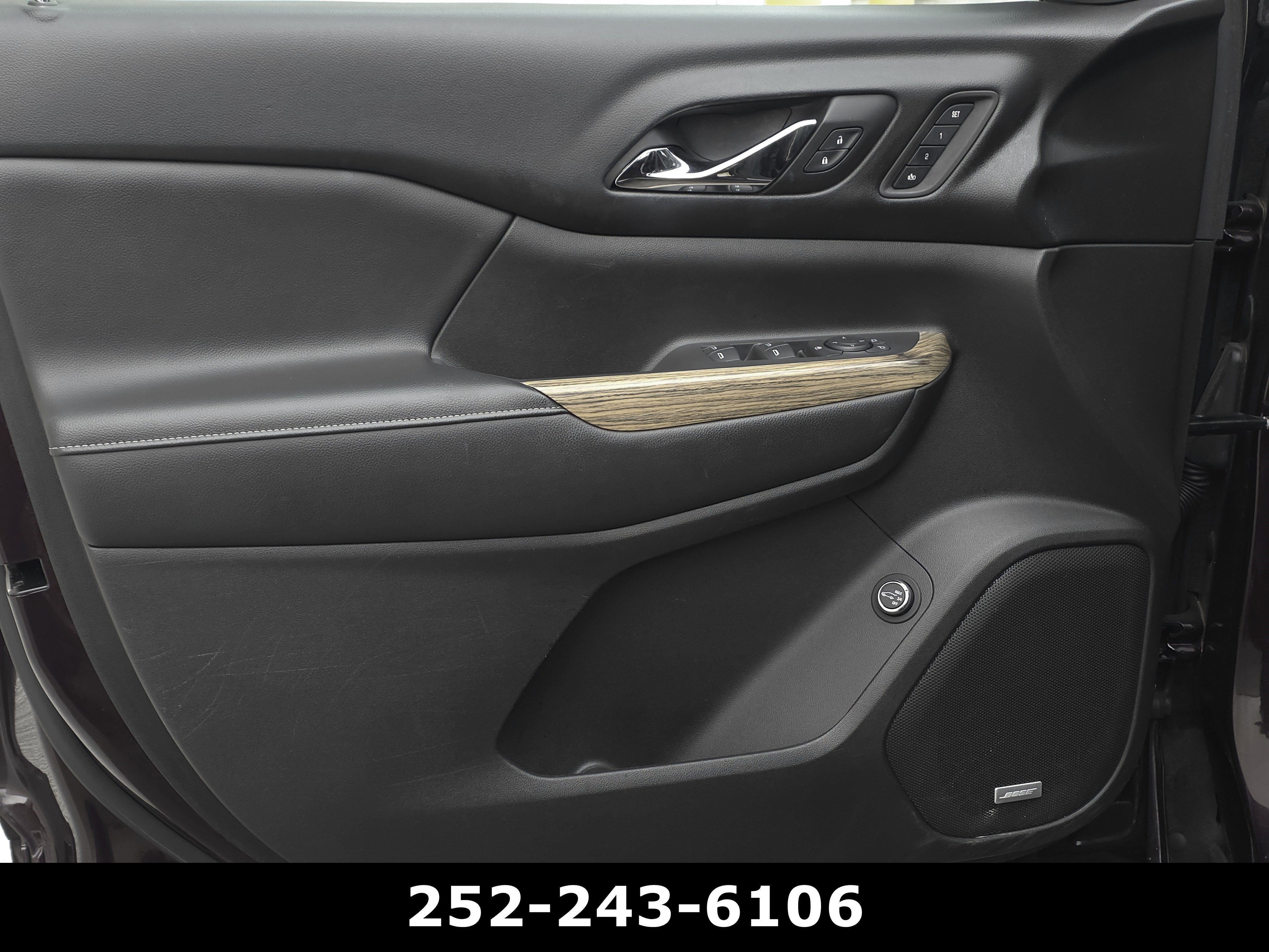 2017 GMC Acadia Denali