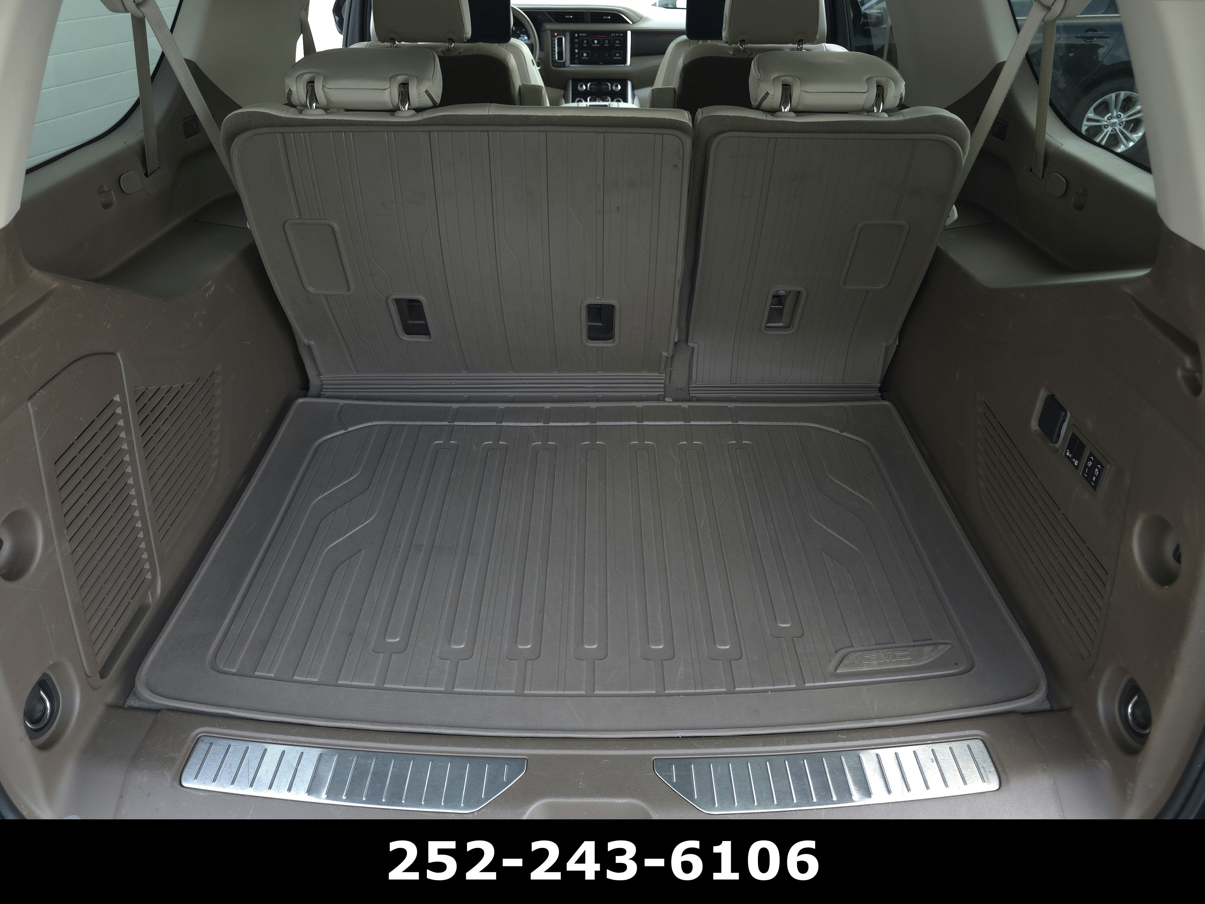 2023 GMC Yukon XL Denali