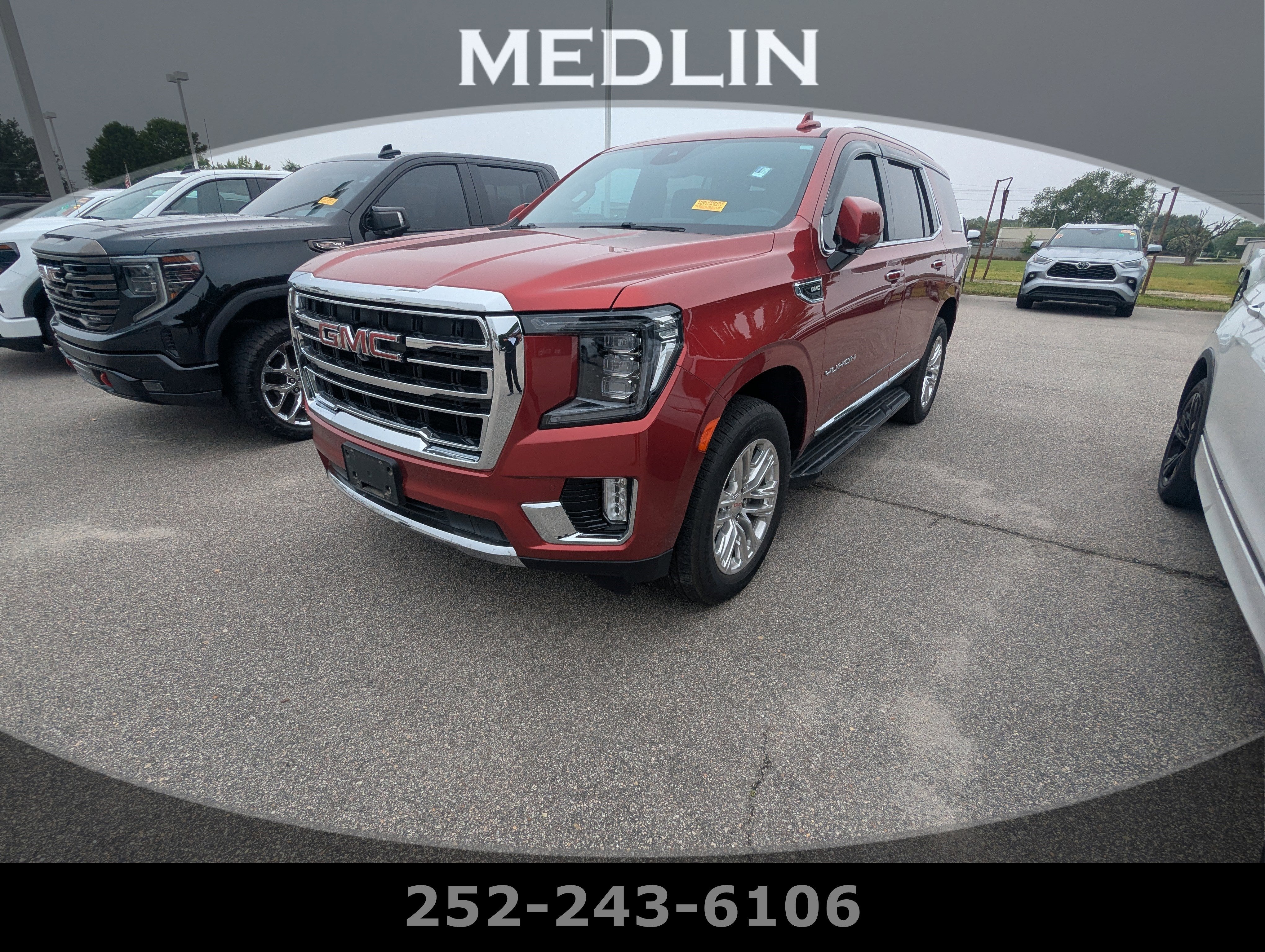 2024 GMC Yukon 4WD SLT's photo