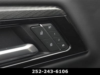 2025 GMC Yukon AT4