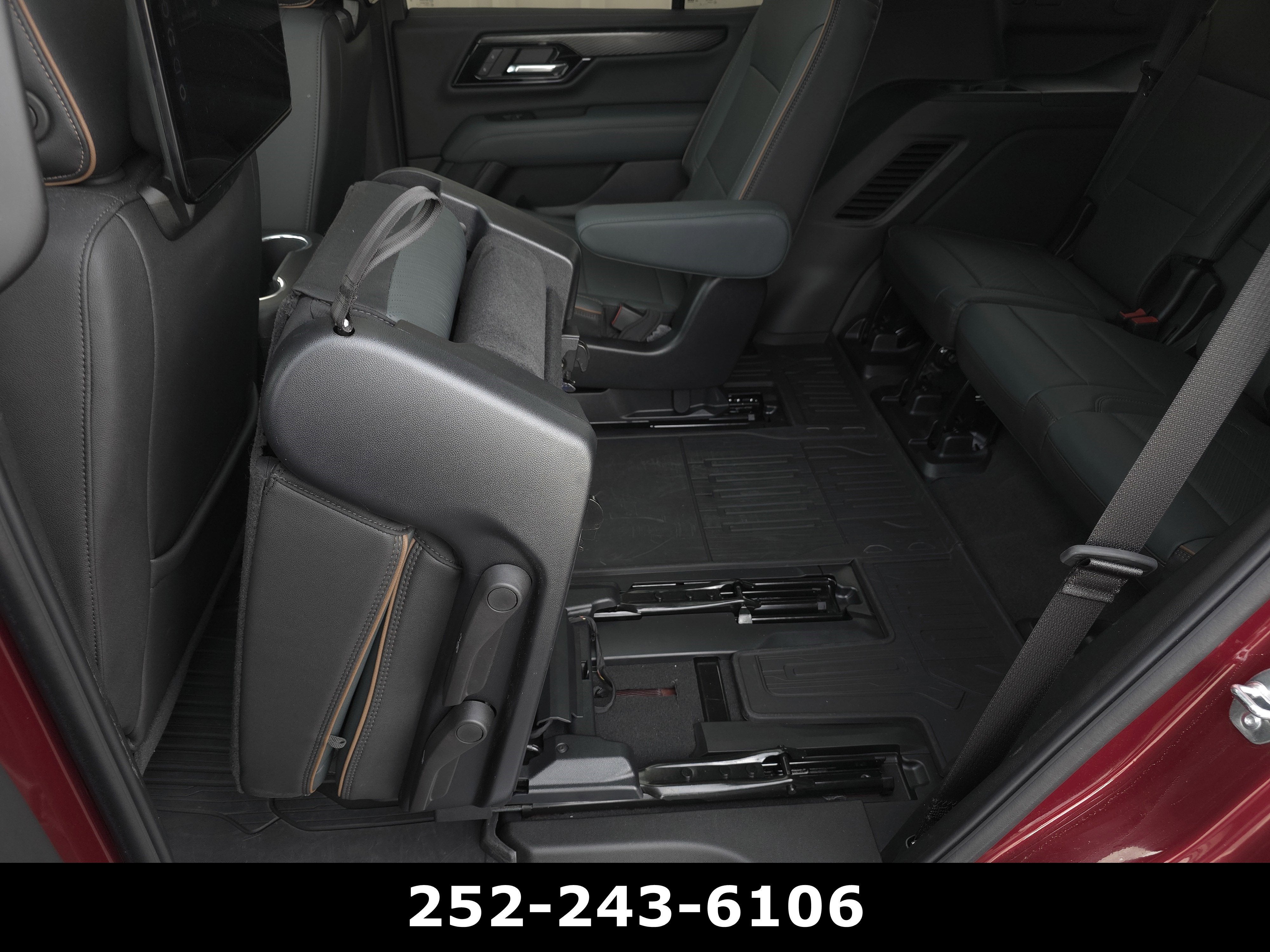 2025 GMC Yukon AT4