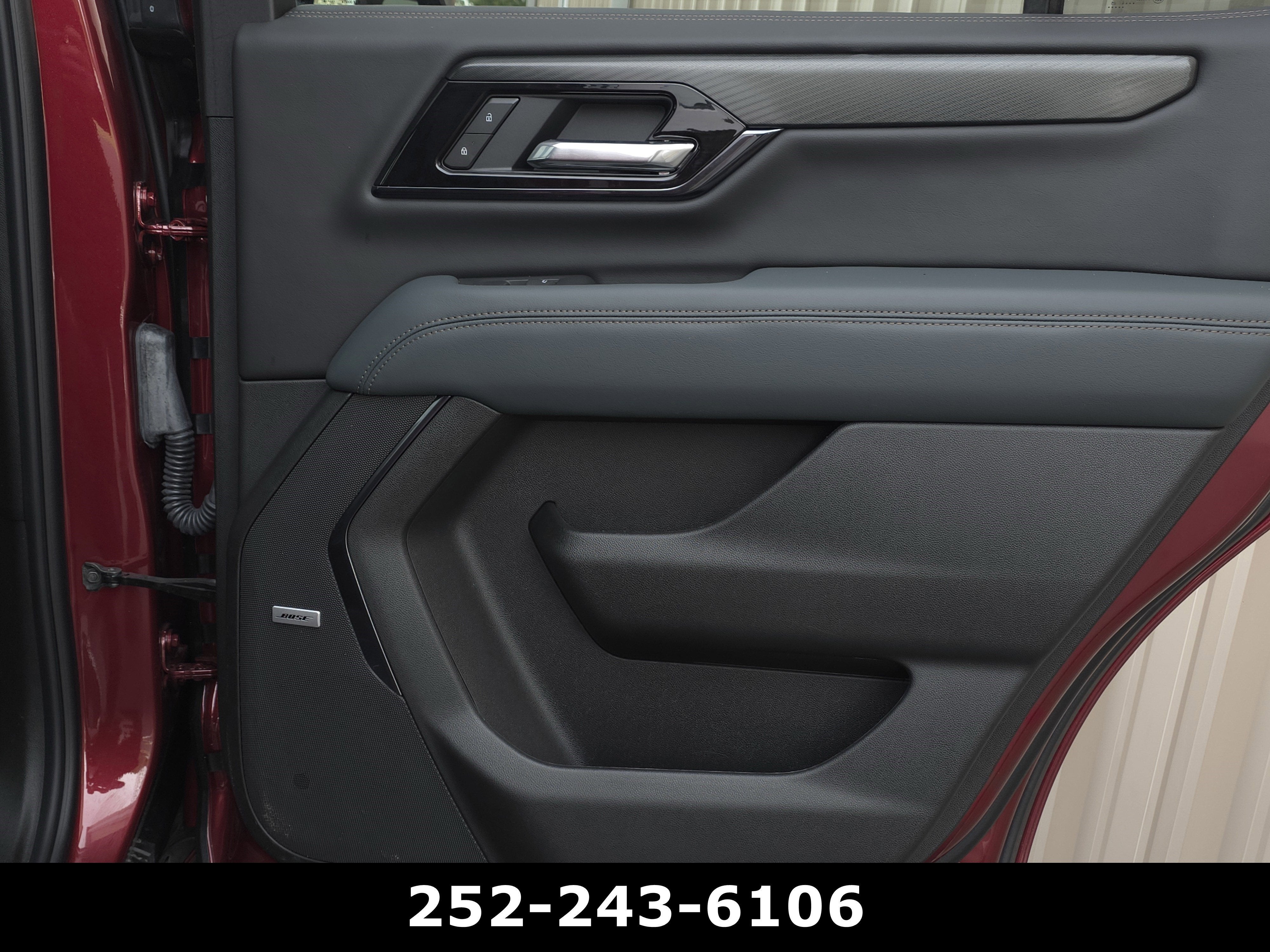 2025 GMC Yukon AT4