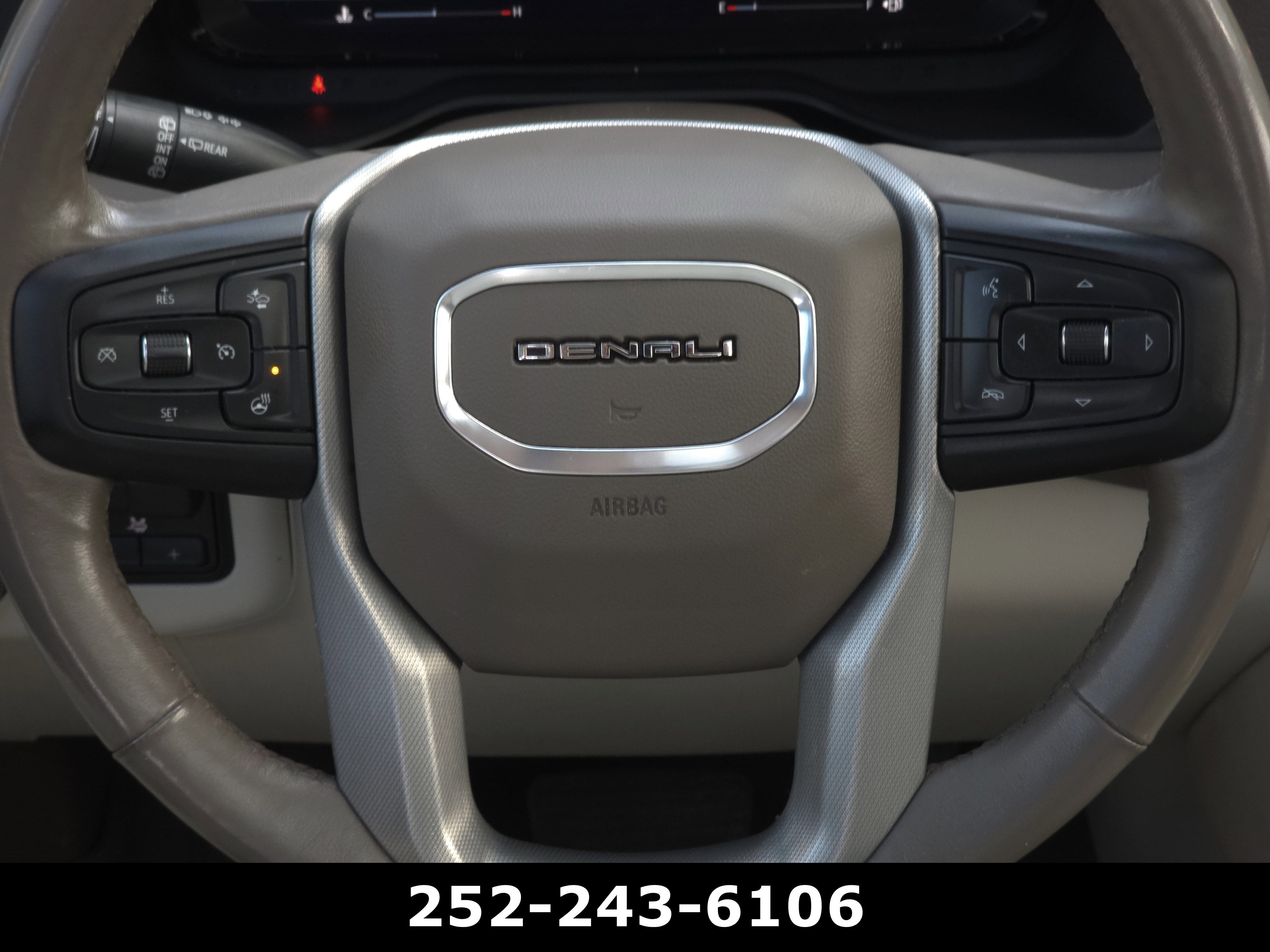 2022 GMC Yukon Denali