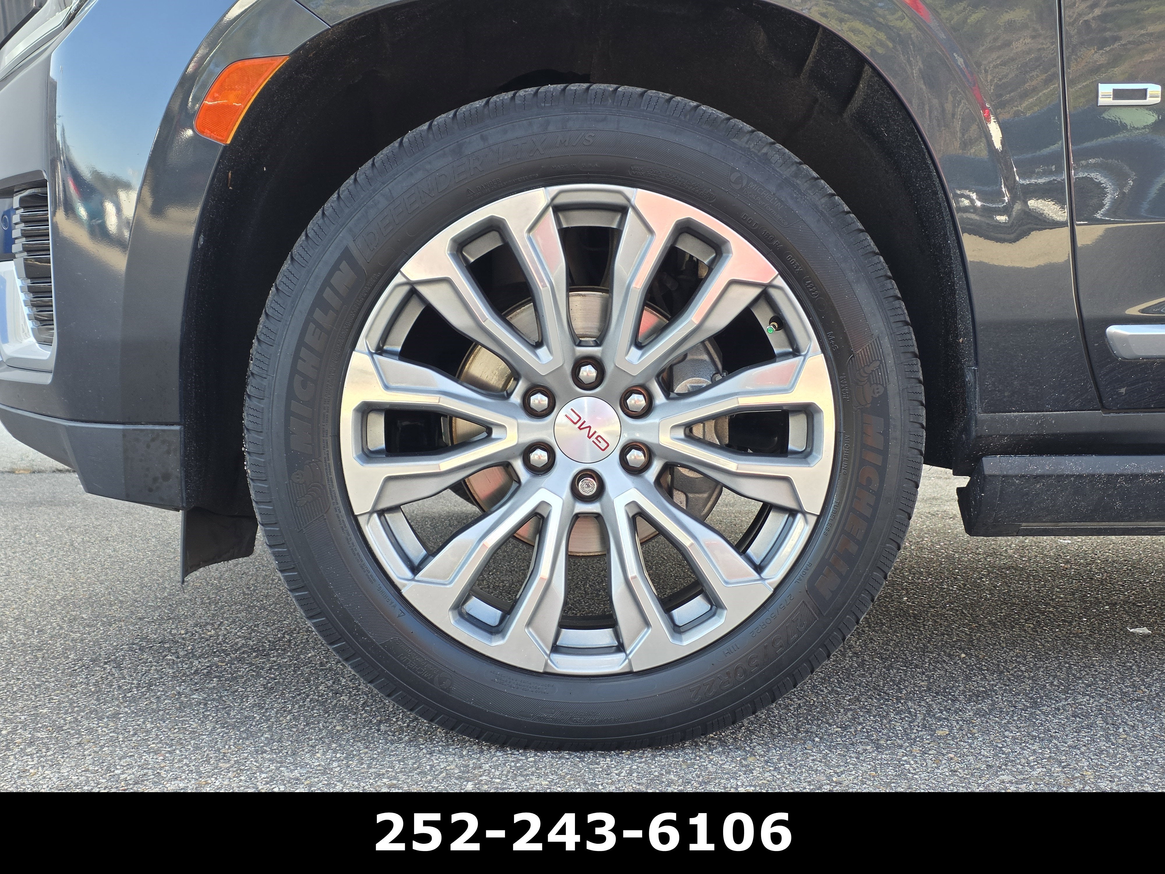 2022 GMC Yukon Denali