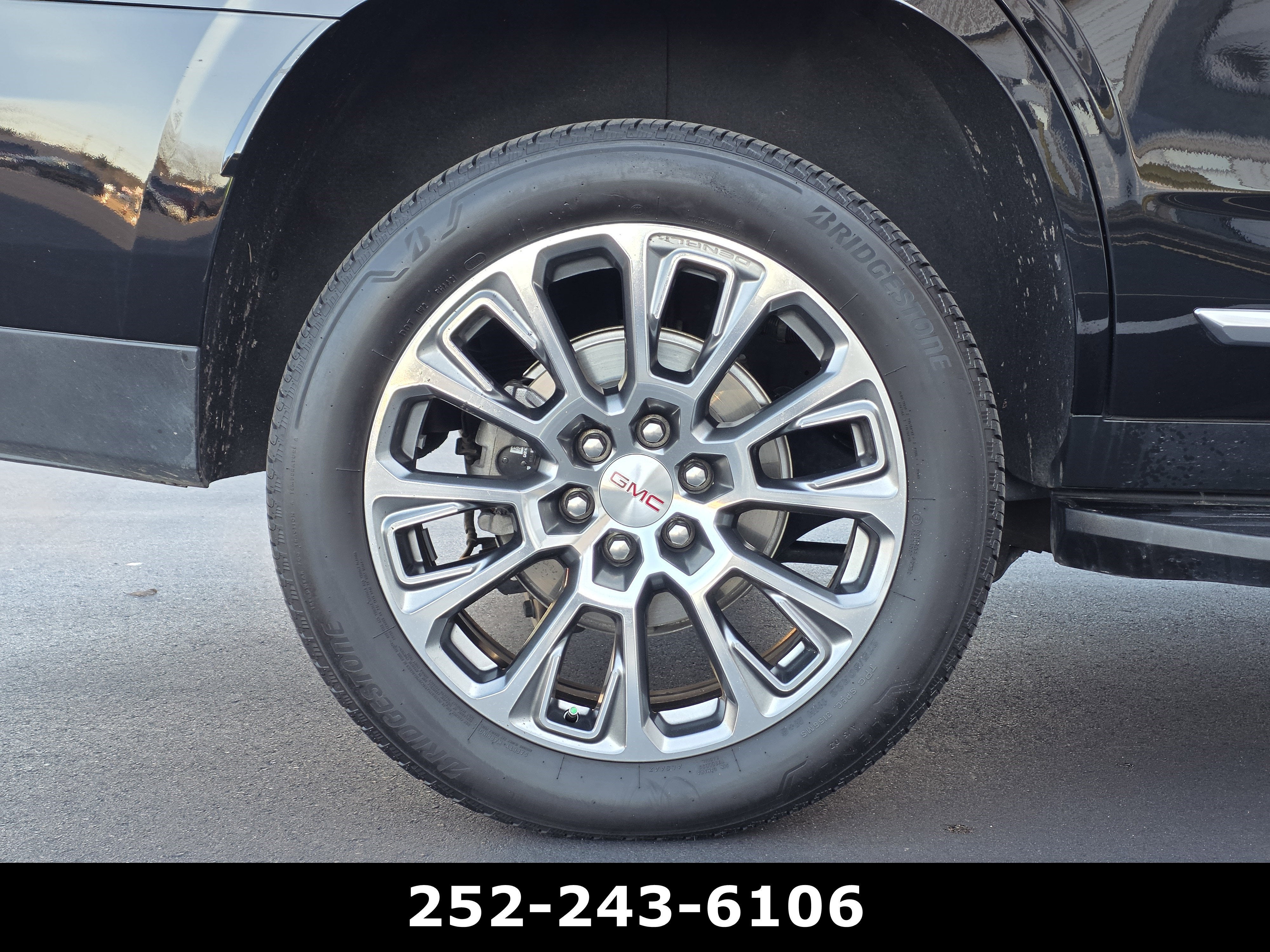 2025 GMC Yukon Denali