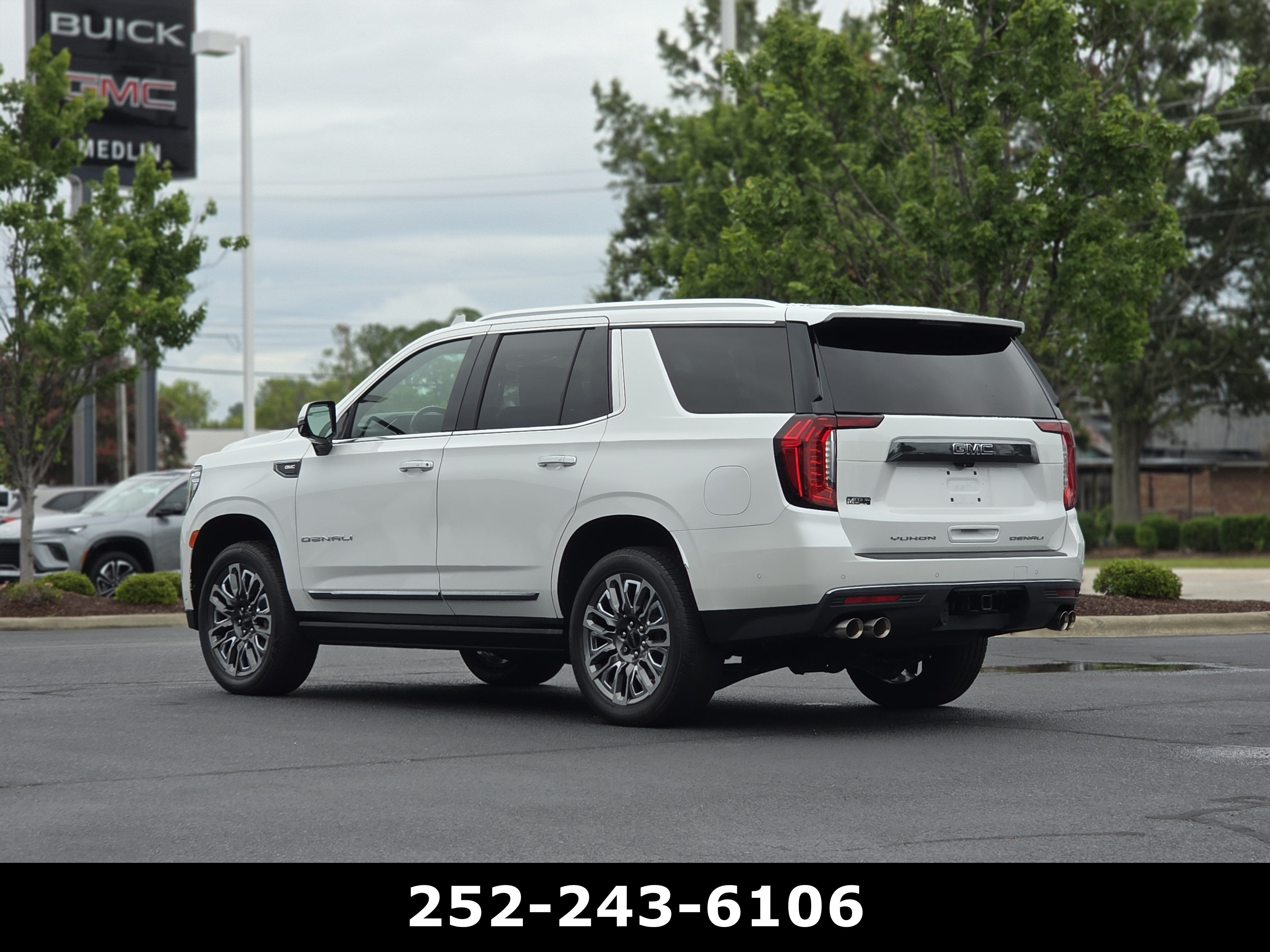 2023 GMC Yukon Denali Ultimate