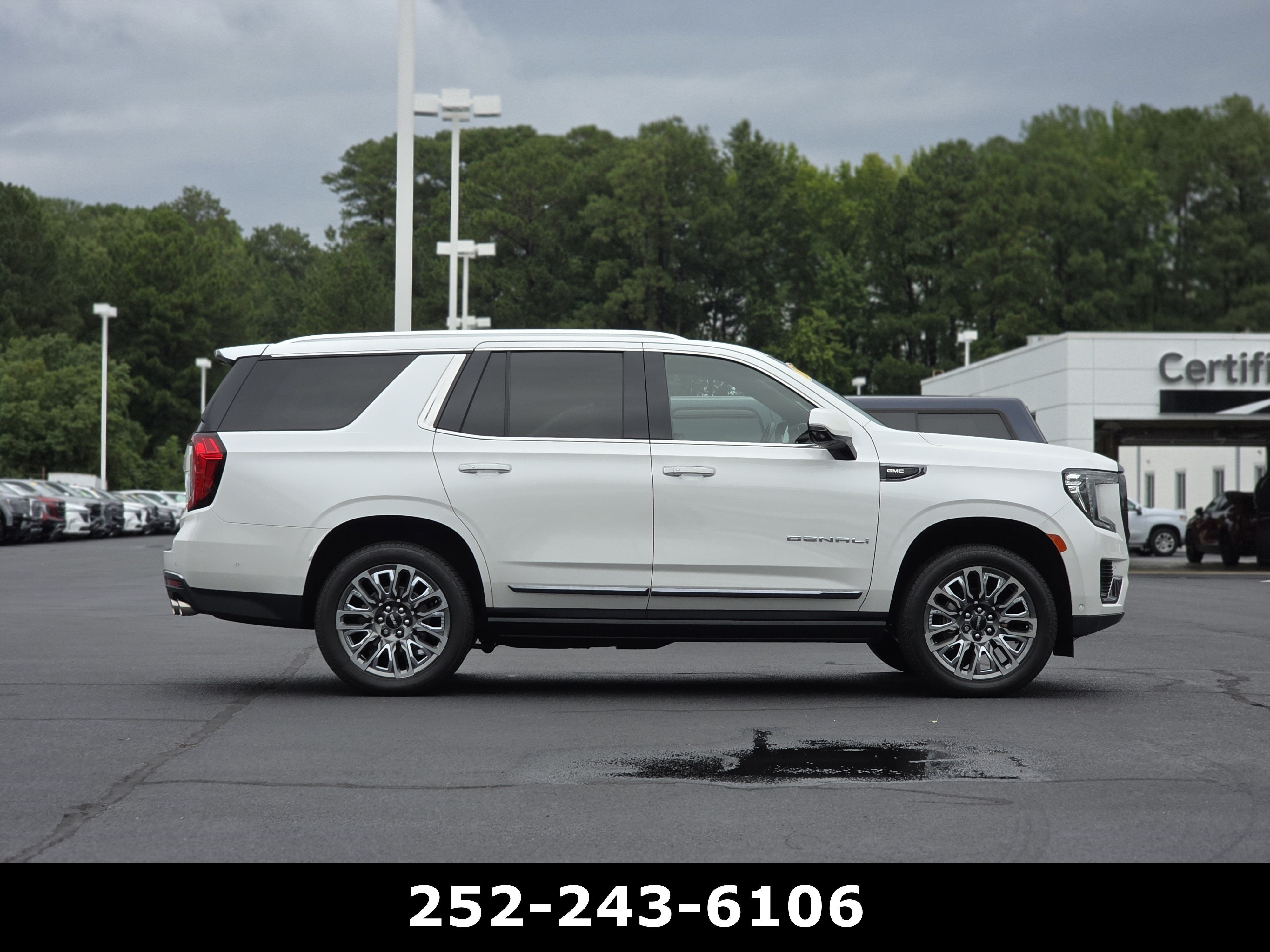 2023 GMC Yukon Denali Ultimate