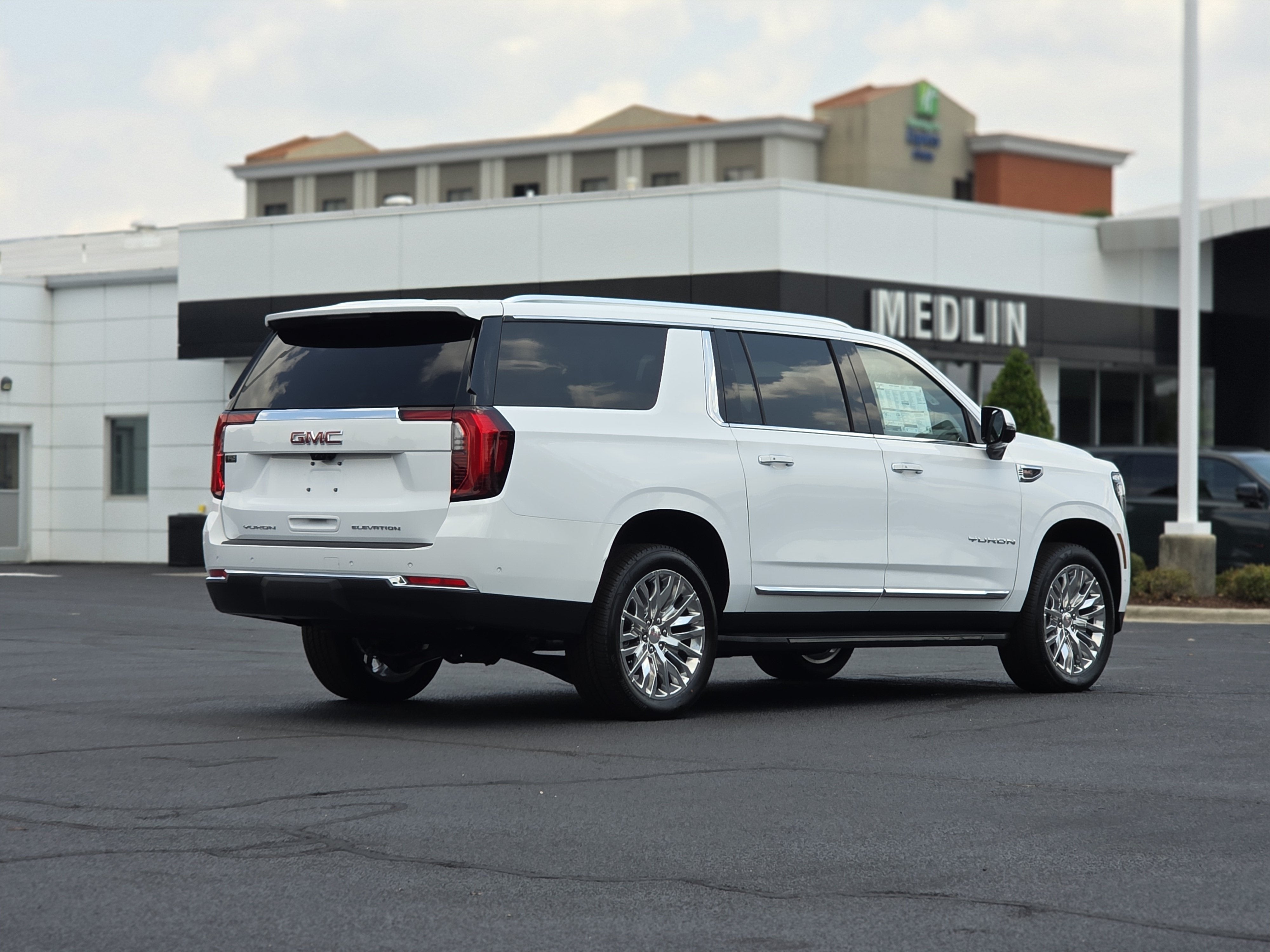 2026 GMC Yukon XL Elevation