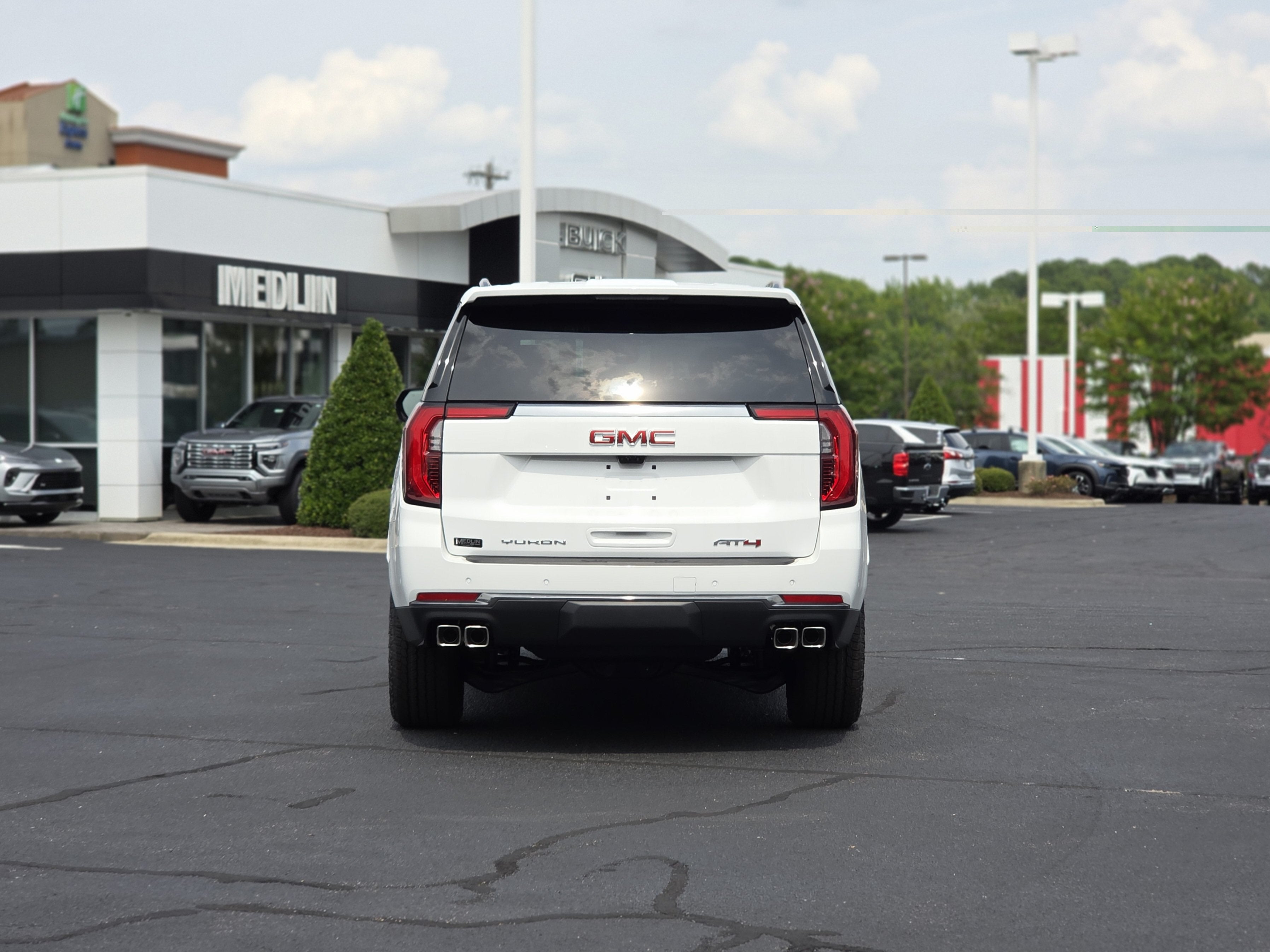 2026 GMC Yukon XL AT4