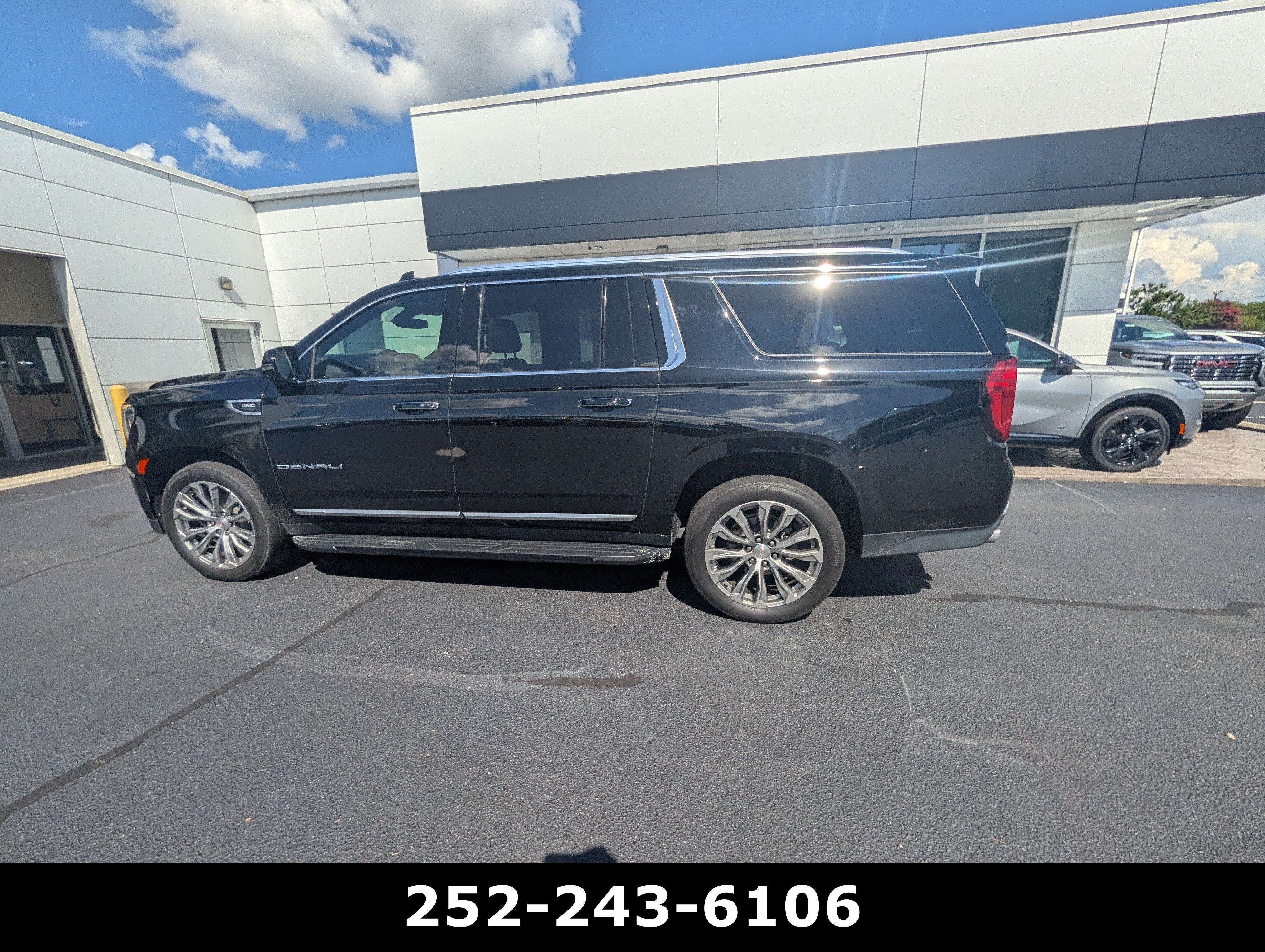 2022 GMC Yukon XL Denali
