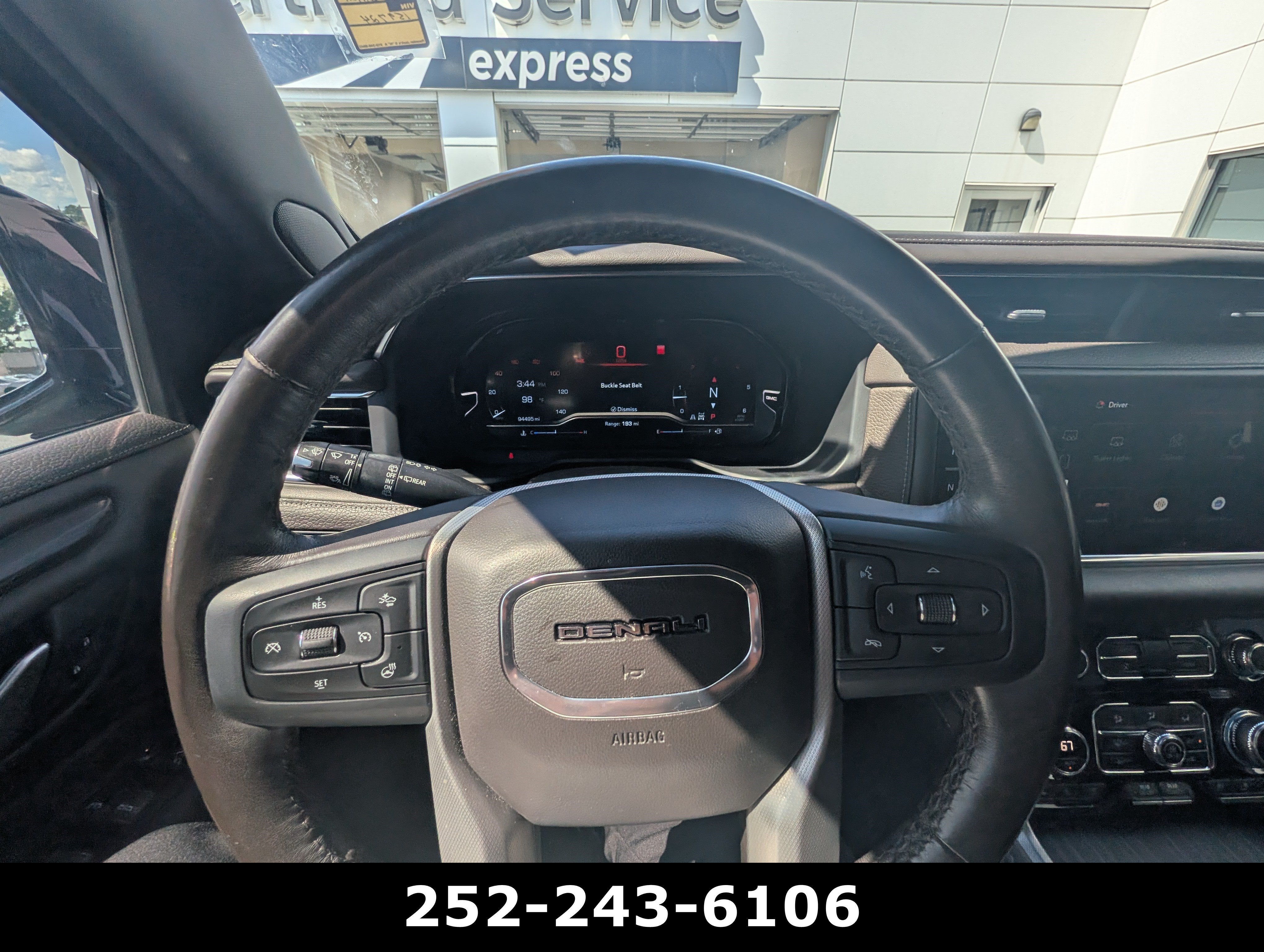 2022 GMC Yukon XL Denali
