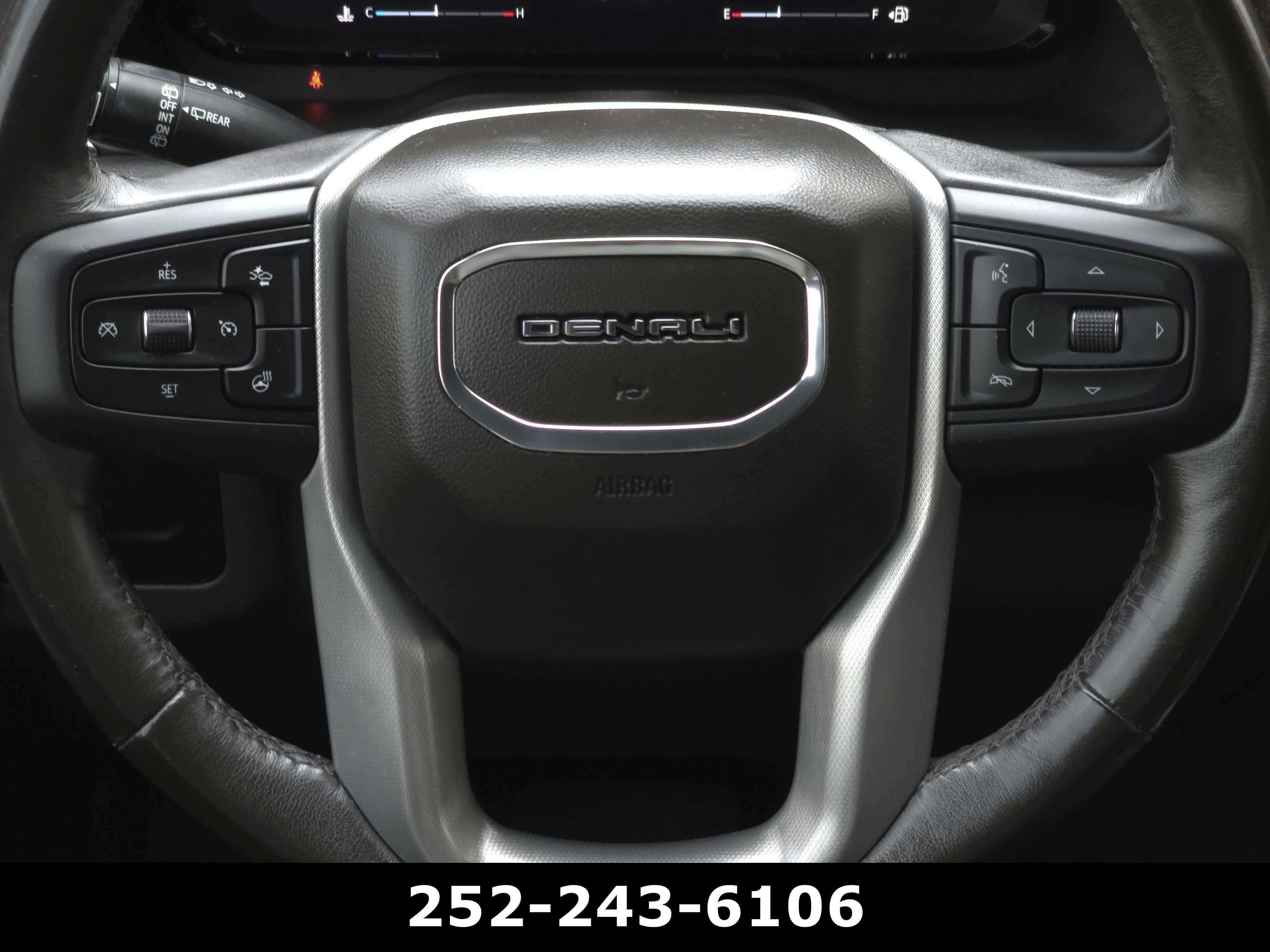 2022 GMC Yukon XL Denali