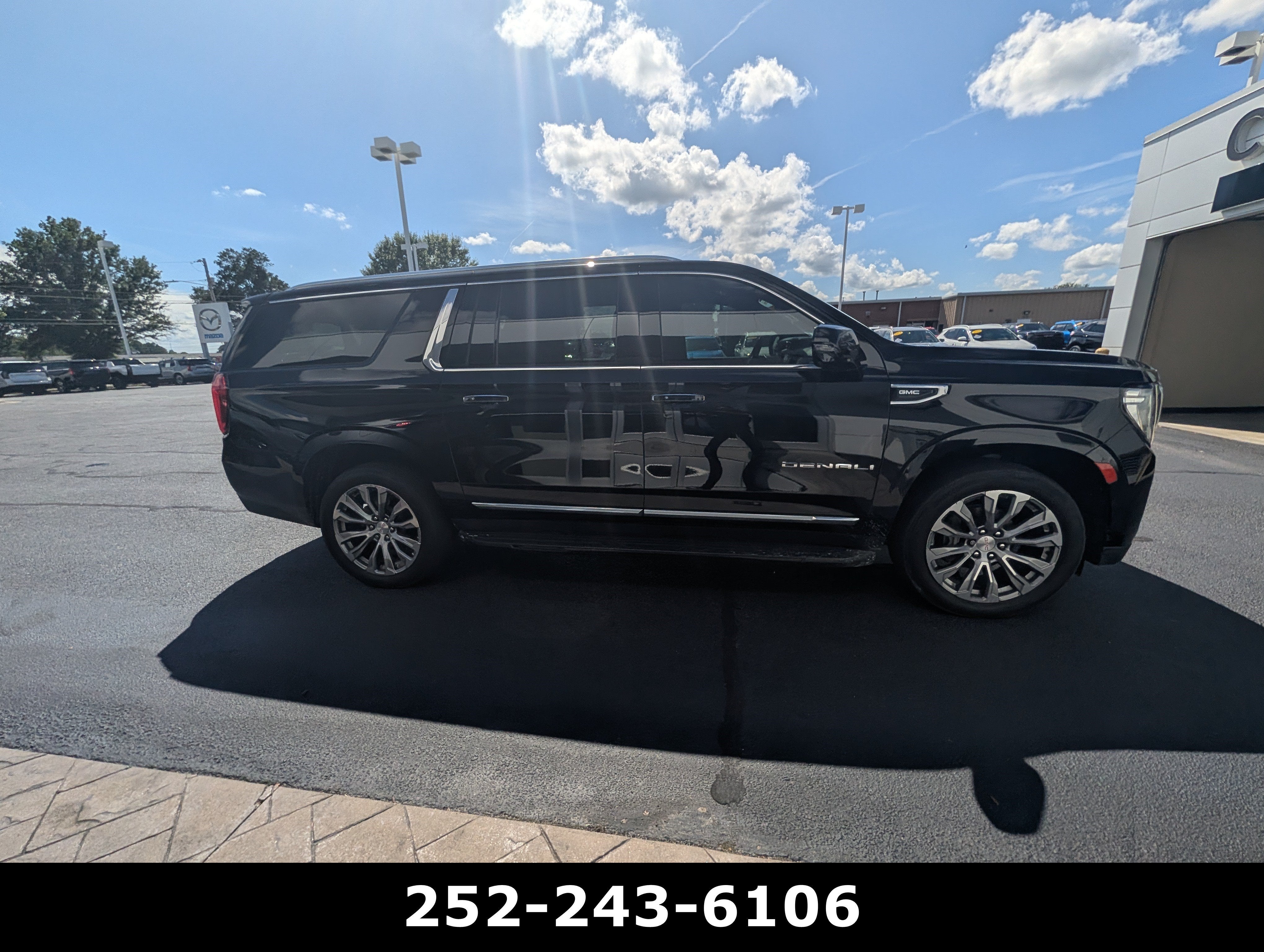 2022 GMC Yukon XL Denali