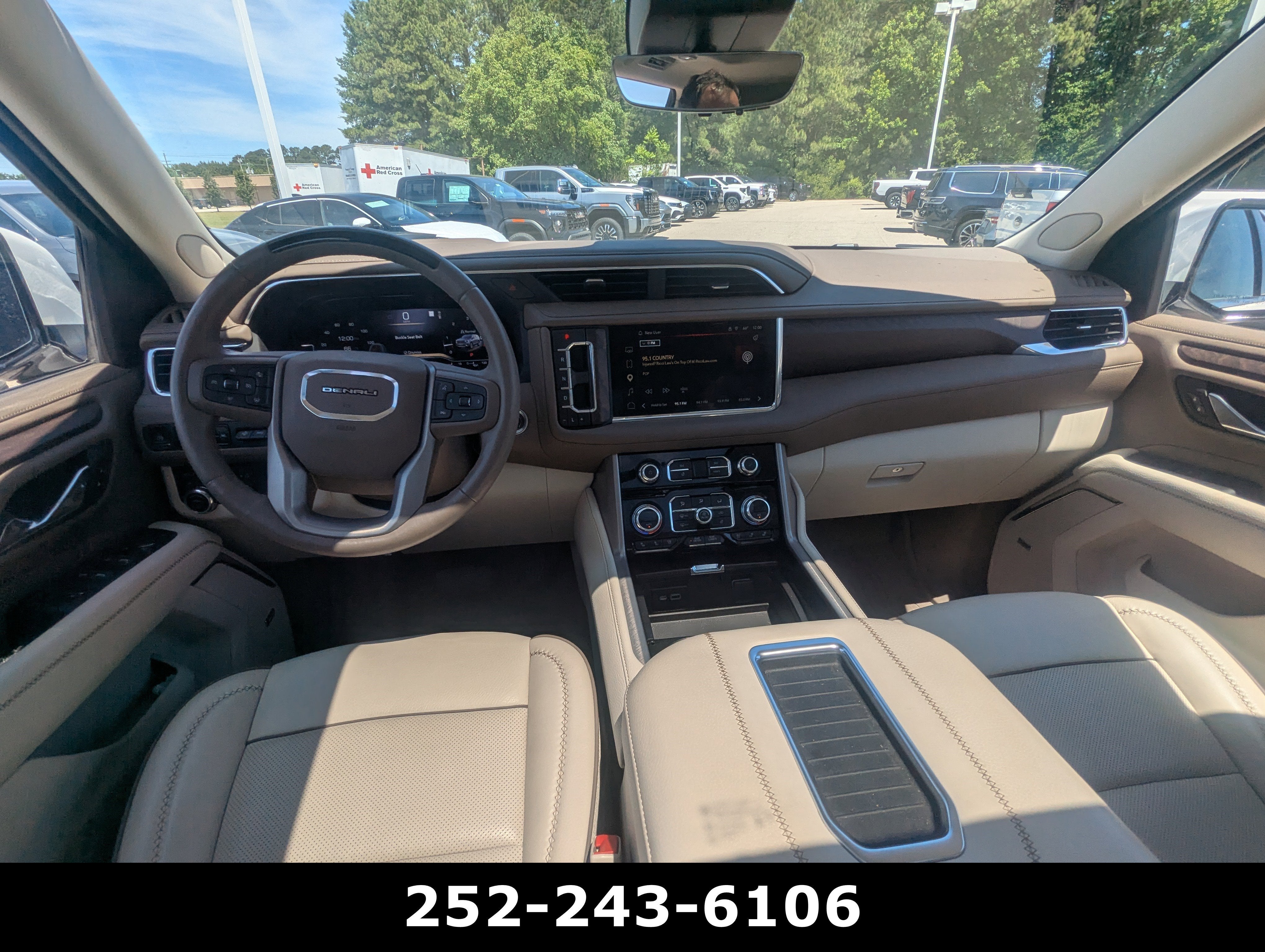 2023 GMC Yukon XL Denali