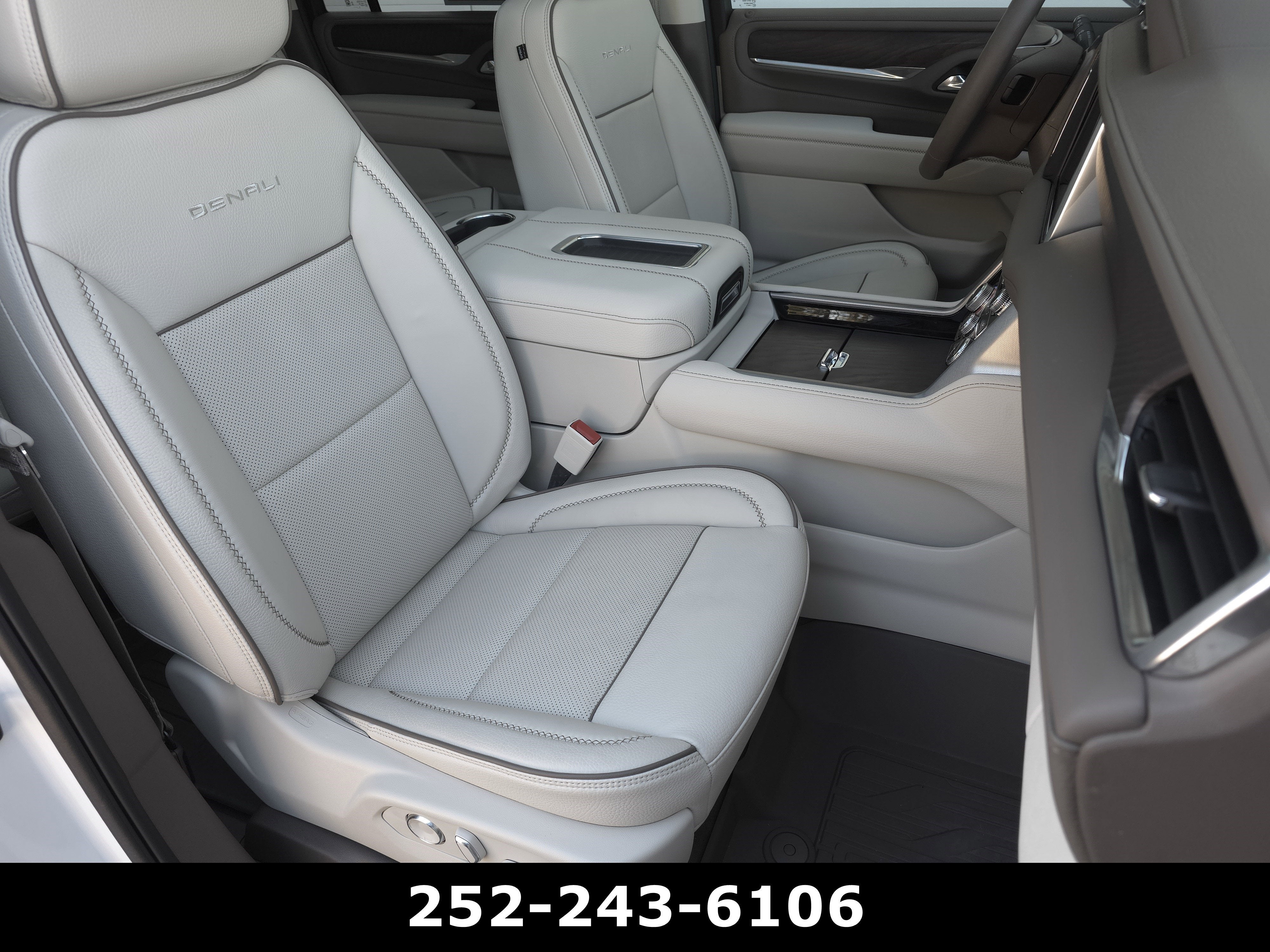 2024 GMC Yukon XL Denali