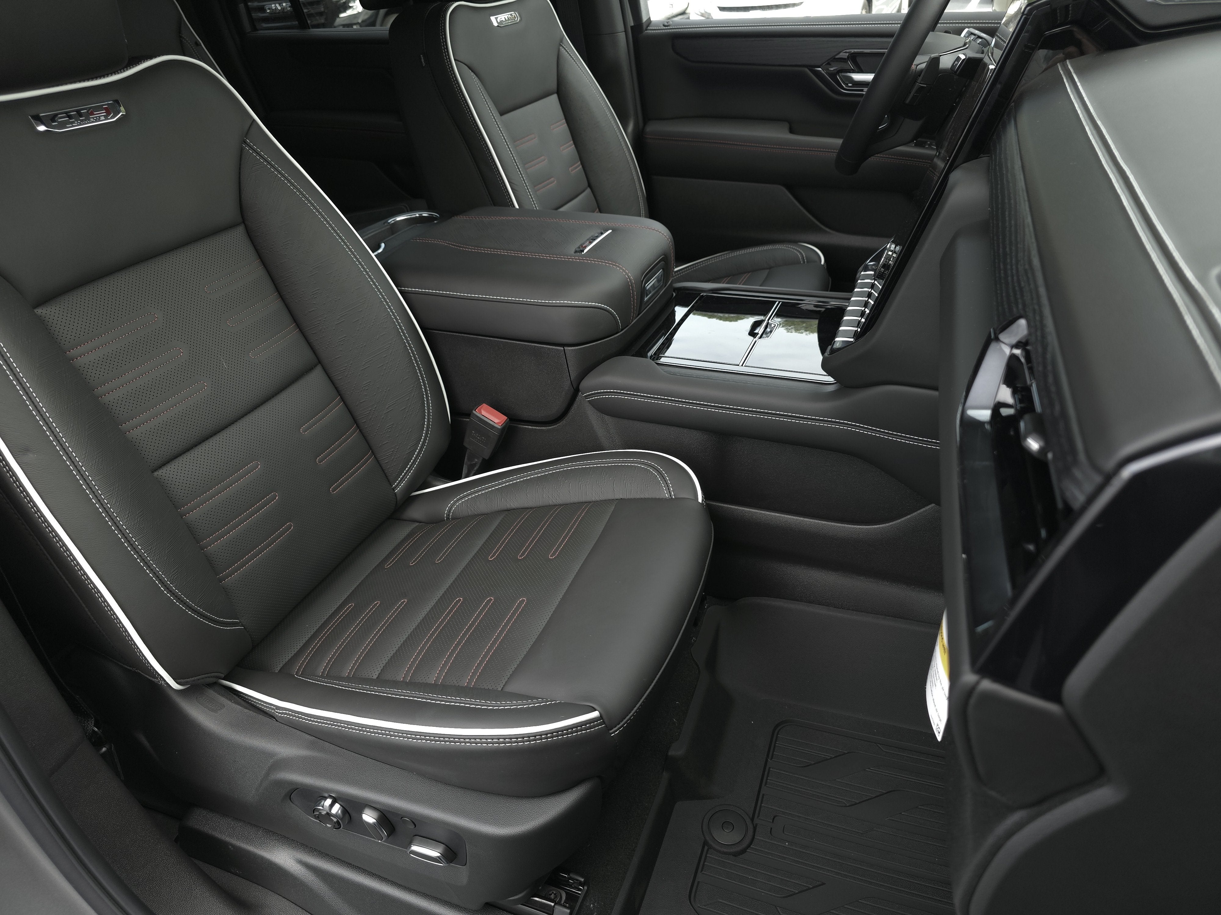 2026 GMC Yukon XL AT4 Ultimate