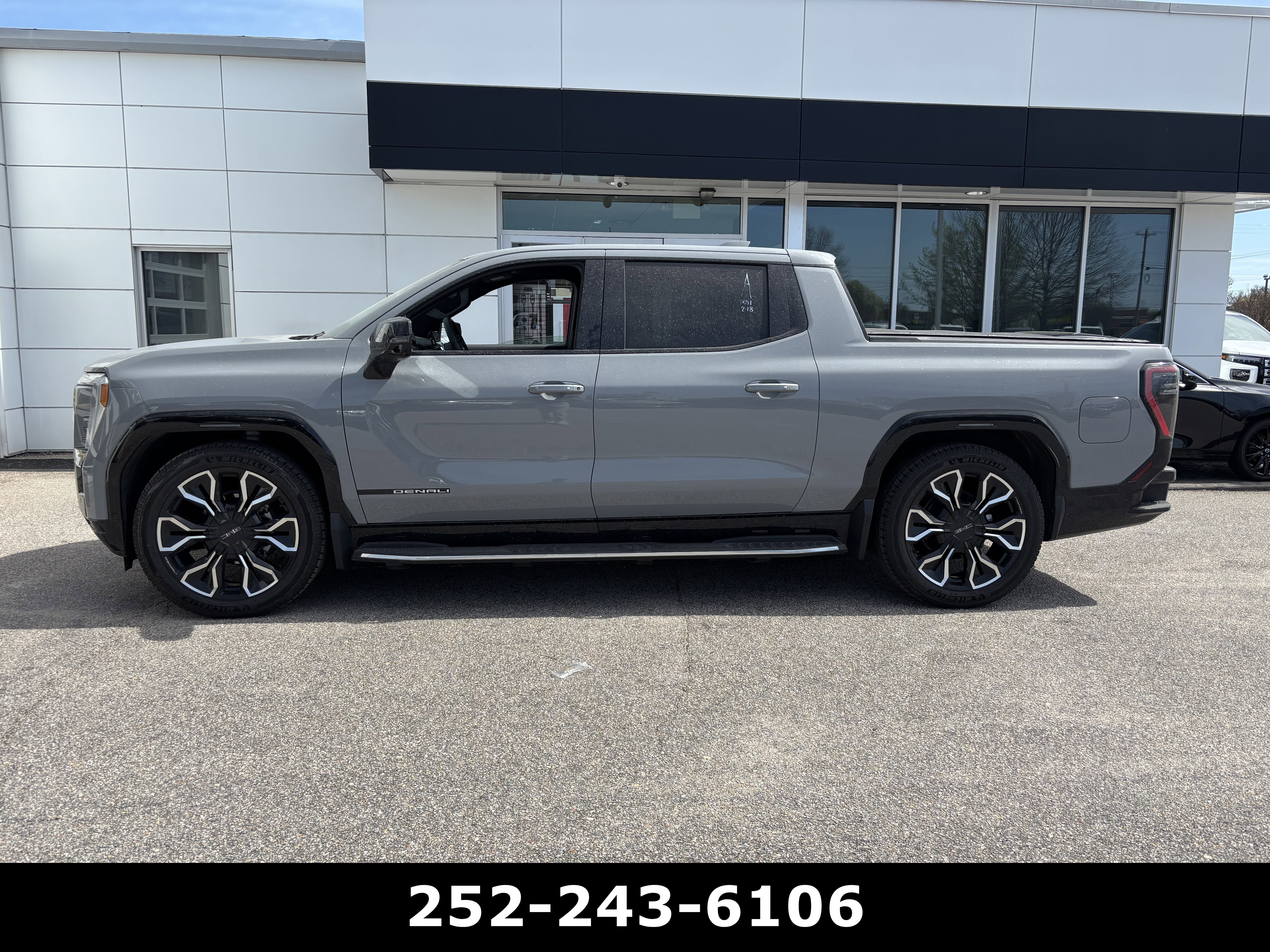 2024 GMC Sierra EV Denali Edition 1