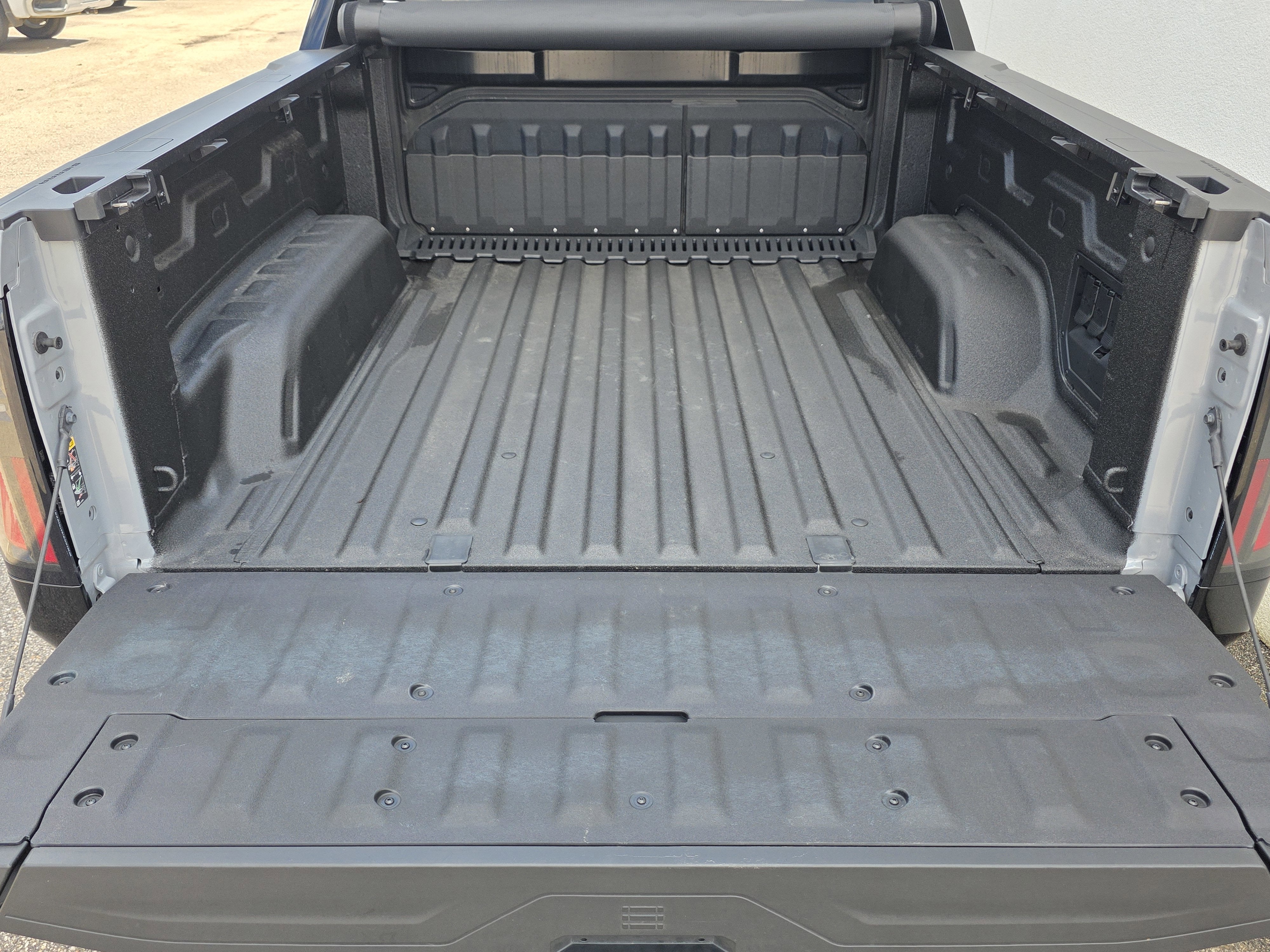 2024 GMC Sierra EV Denali Edition 1