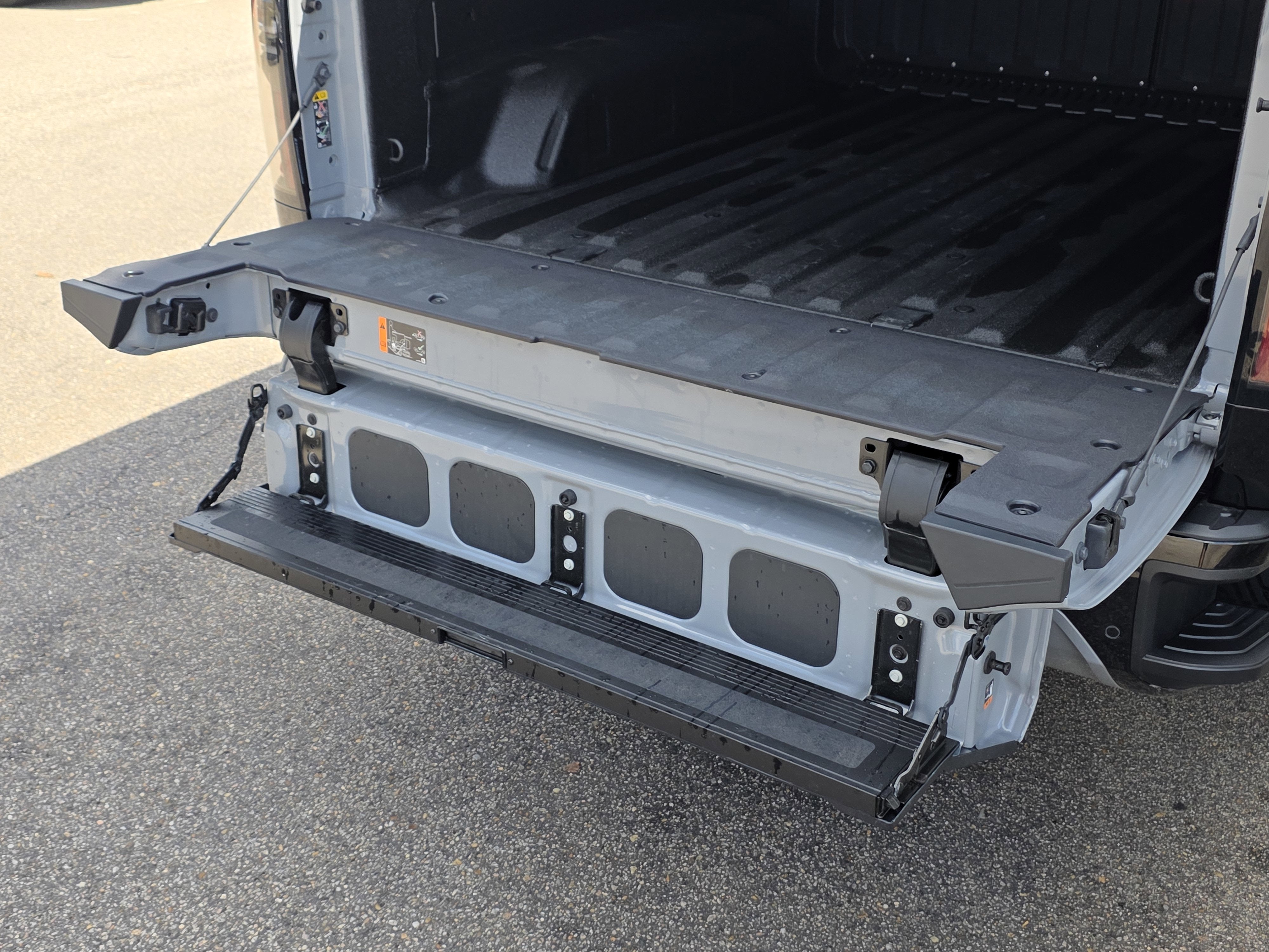 2024 GMC Sierra EV Denali Edition 1