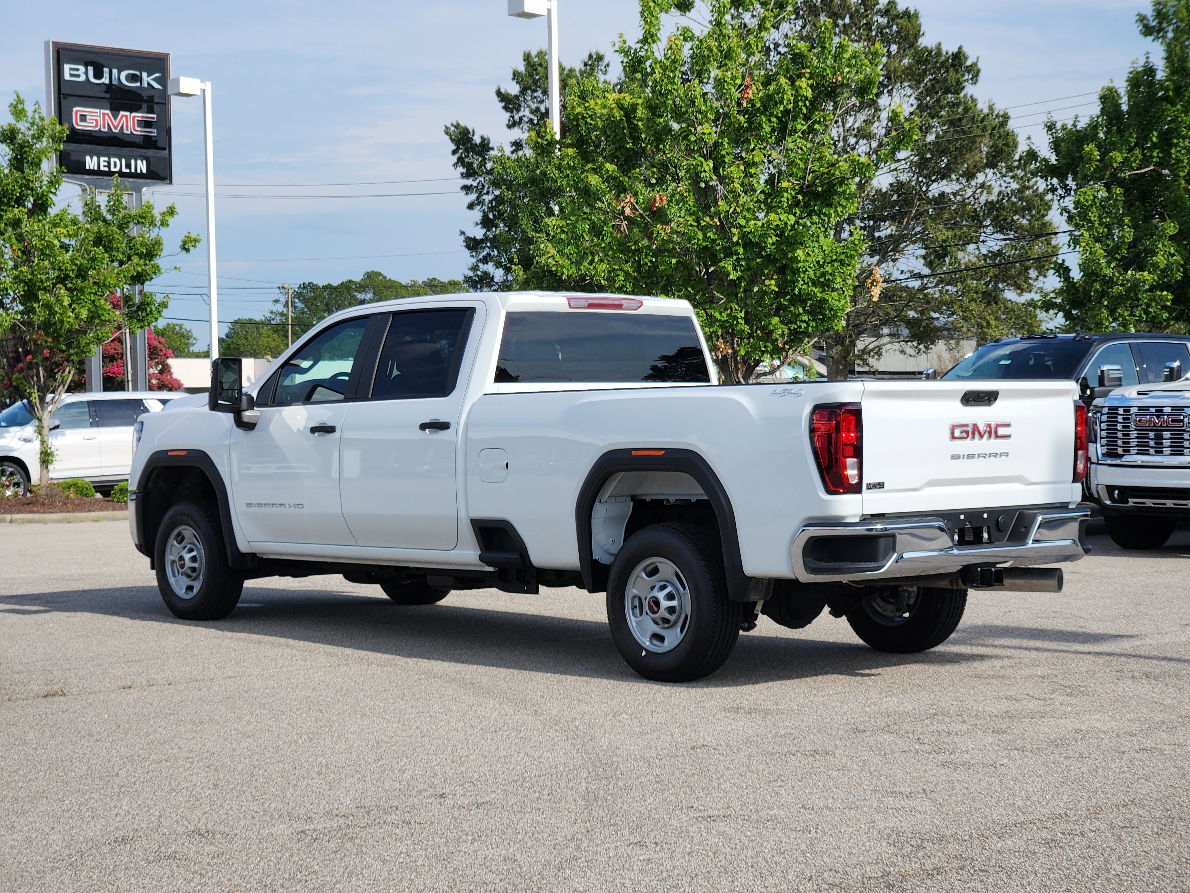 2025 GMC Sierra 2500 HD Pro