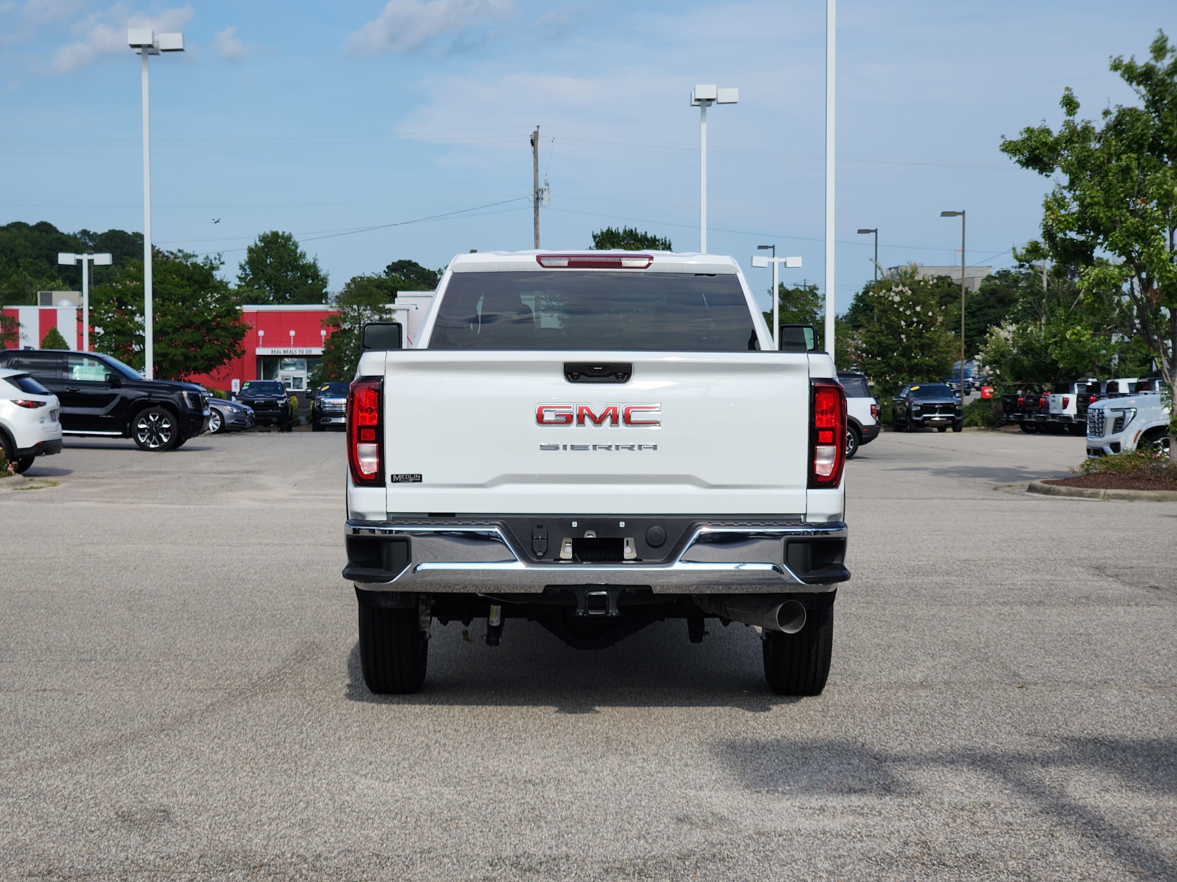 2025 GMC Sierra 2500 HD Pro