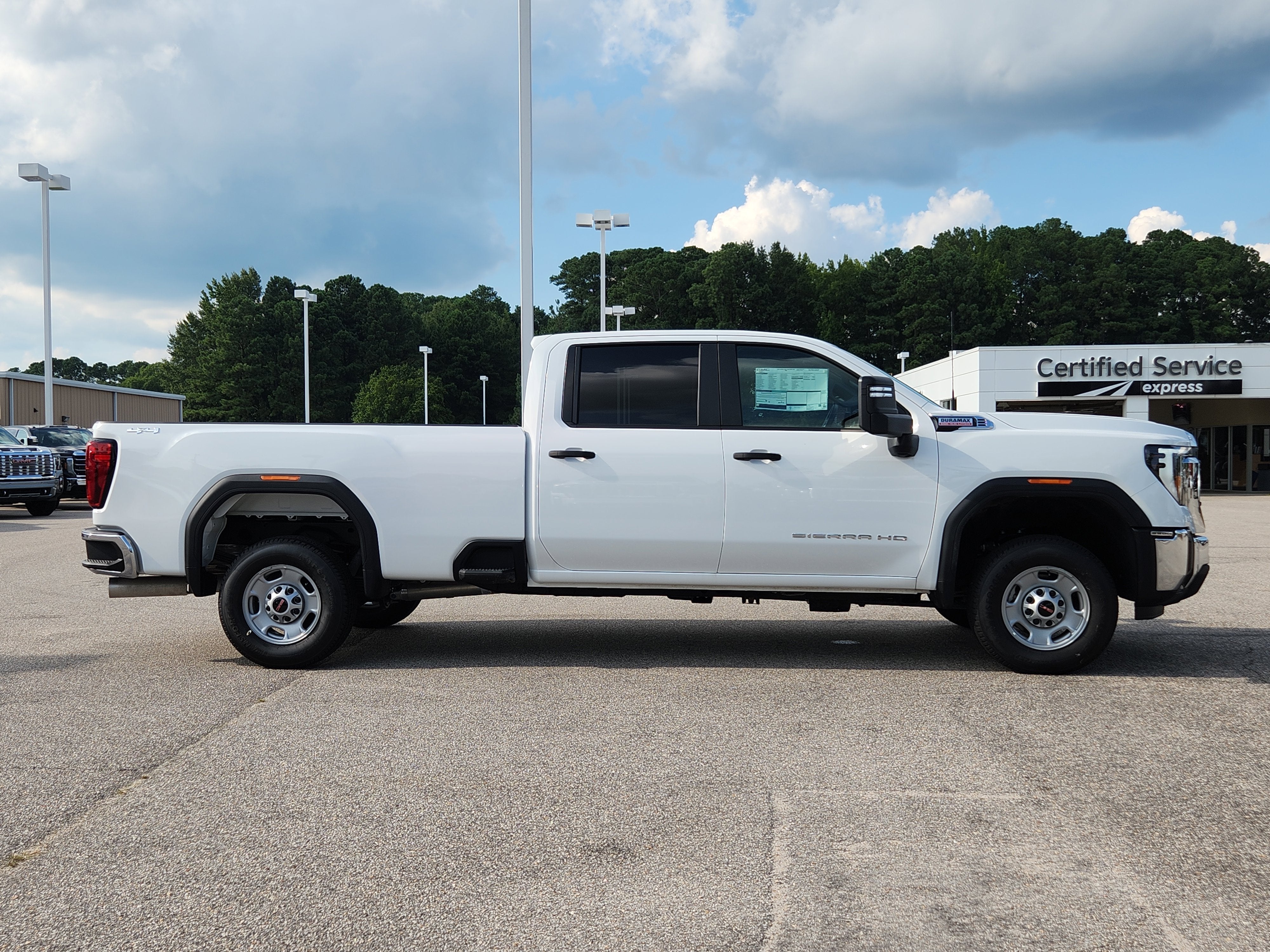 2025 GMC Sierra 2500 HD Pro