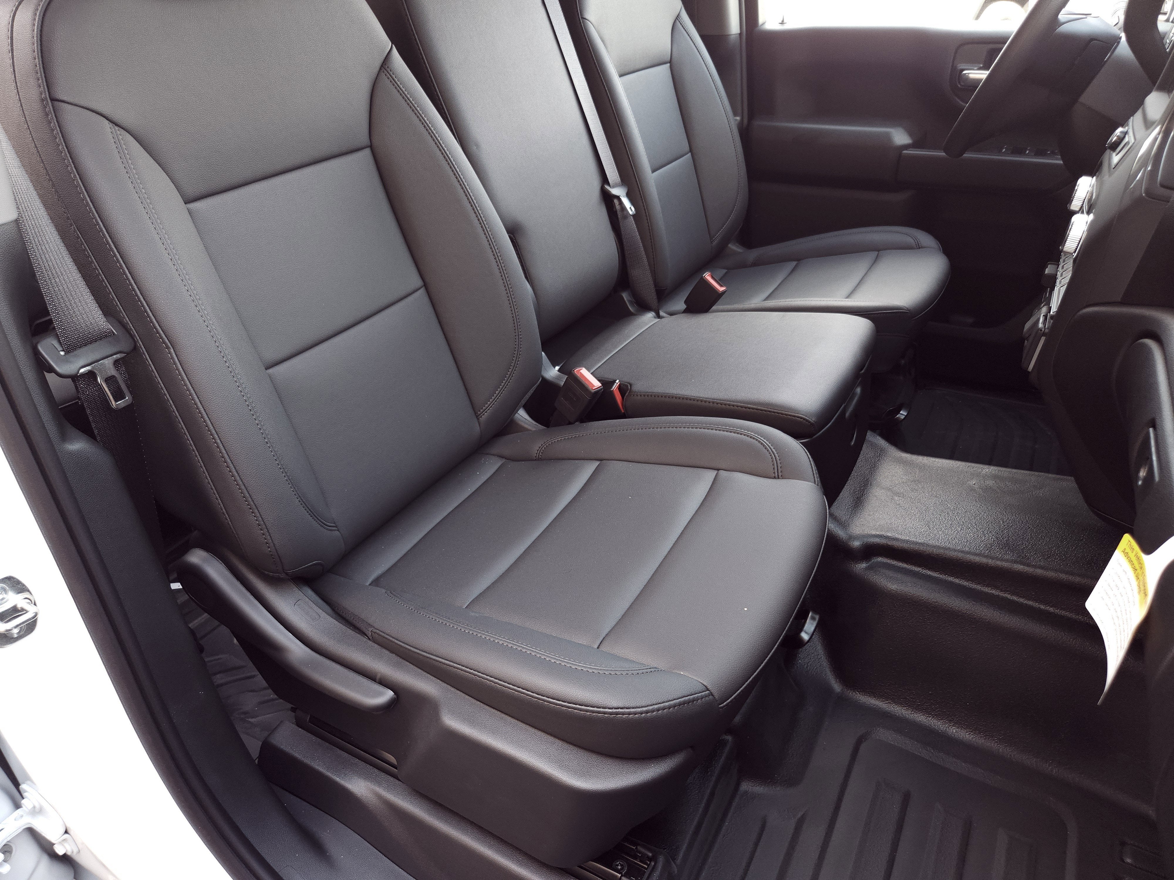 2025 GMC Sierra 2500 HD Pro