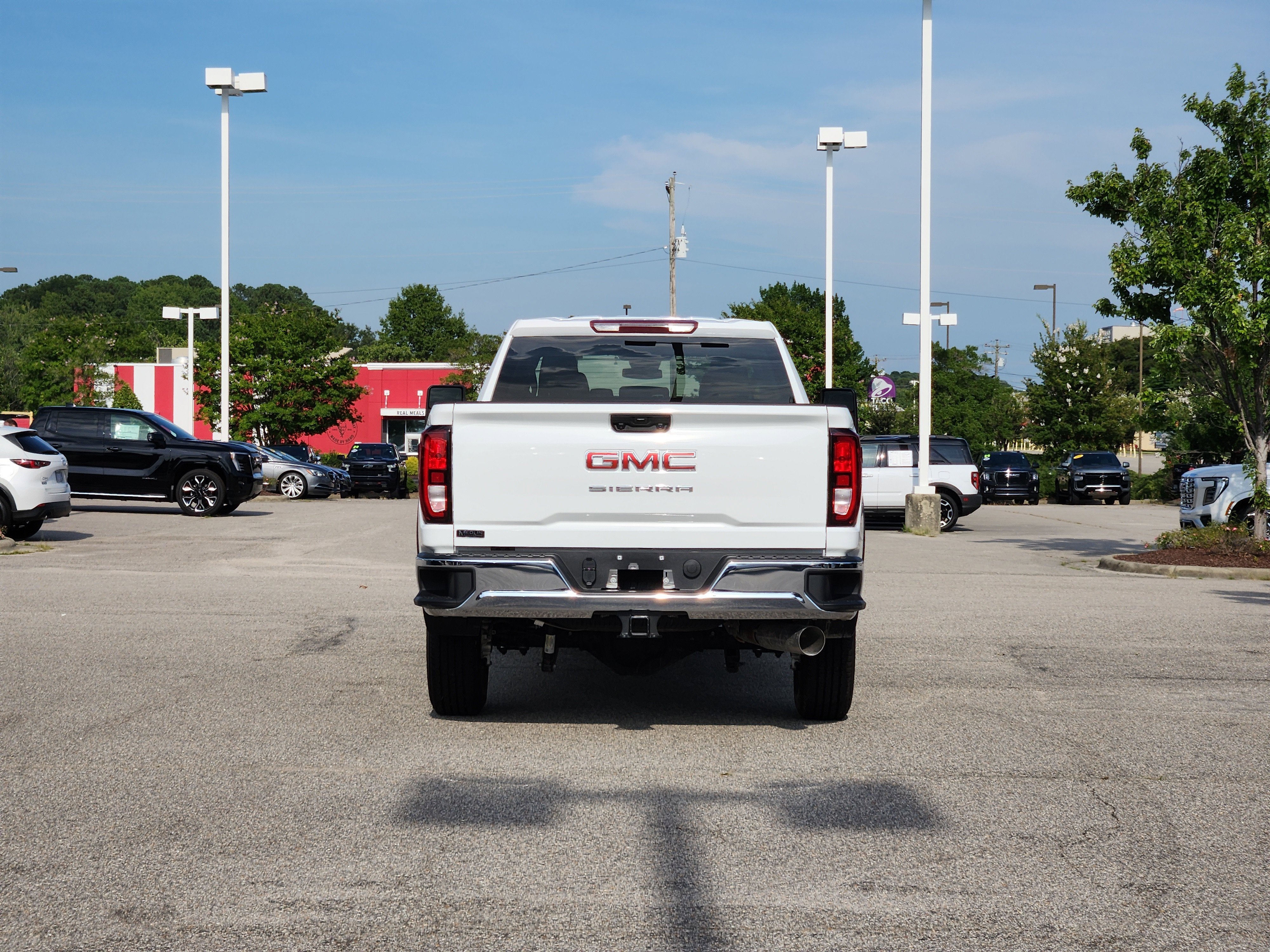 2025 GMC Sierra 2500 HD Pro