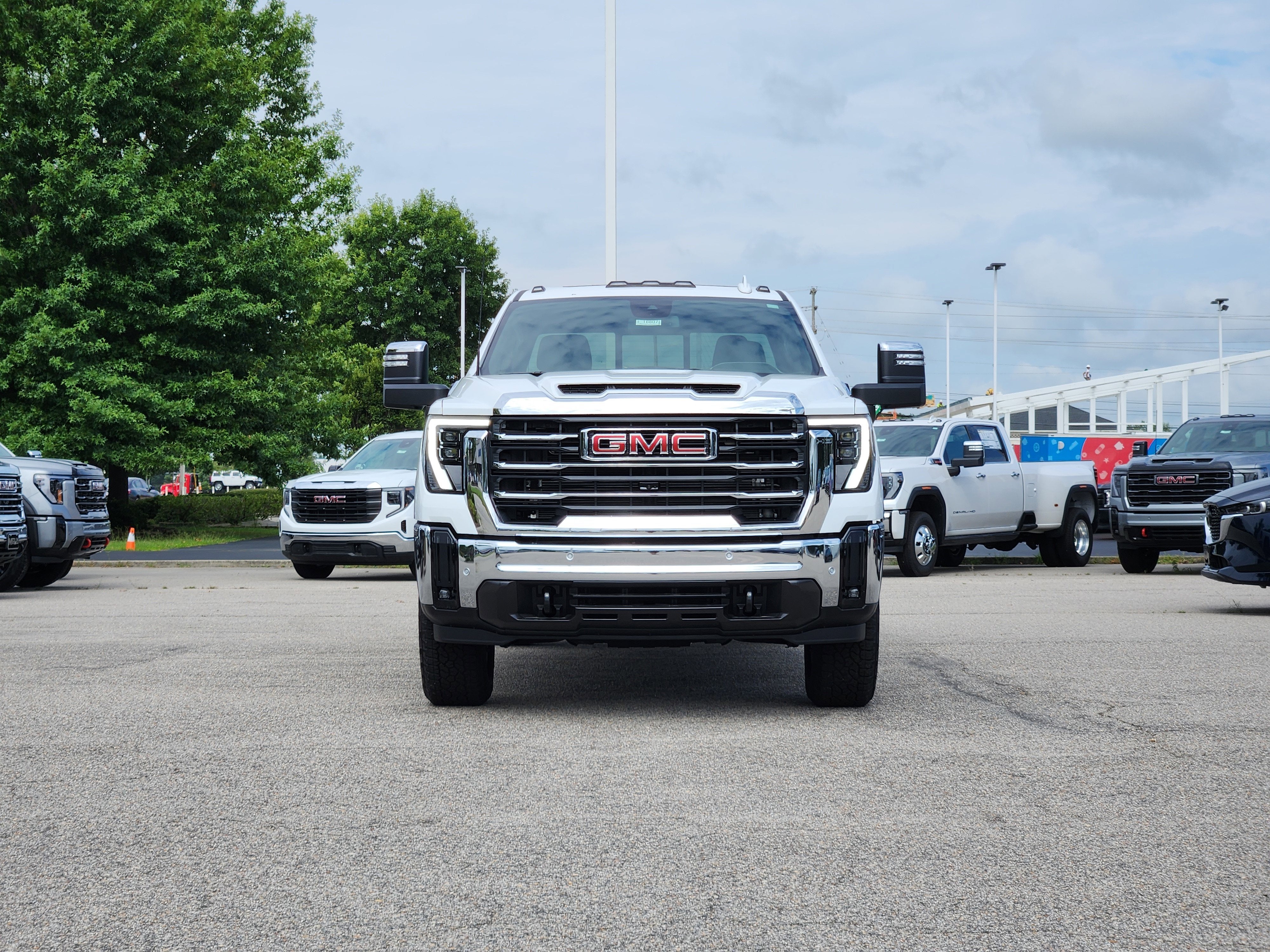 2025 GMC Sierra 2500 HD SLT