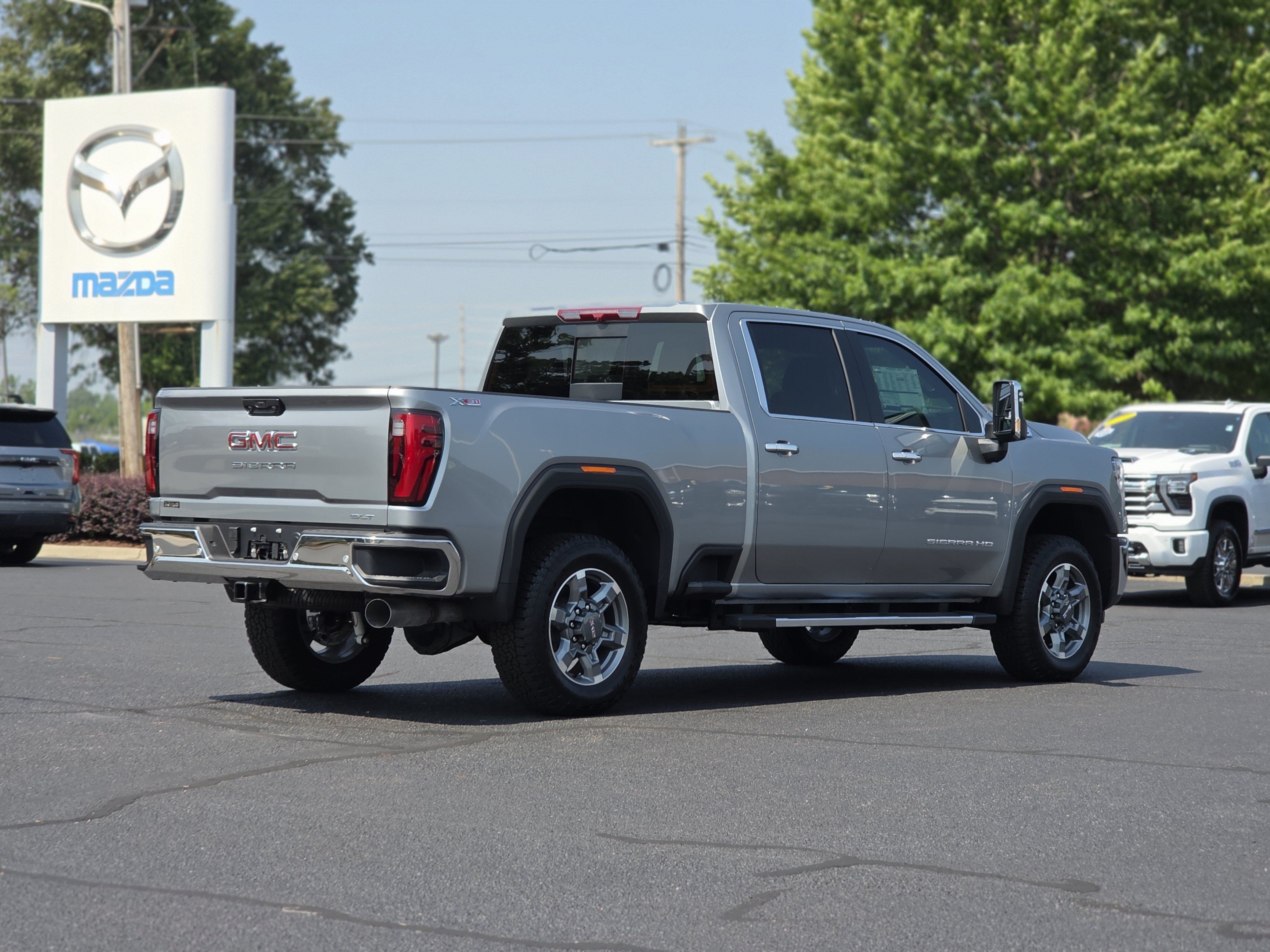 2026 GMC Sierra 2500 HD SLT