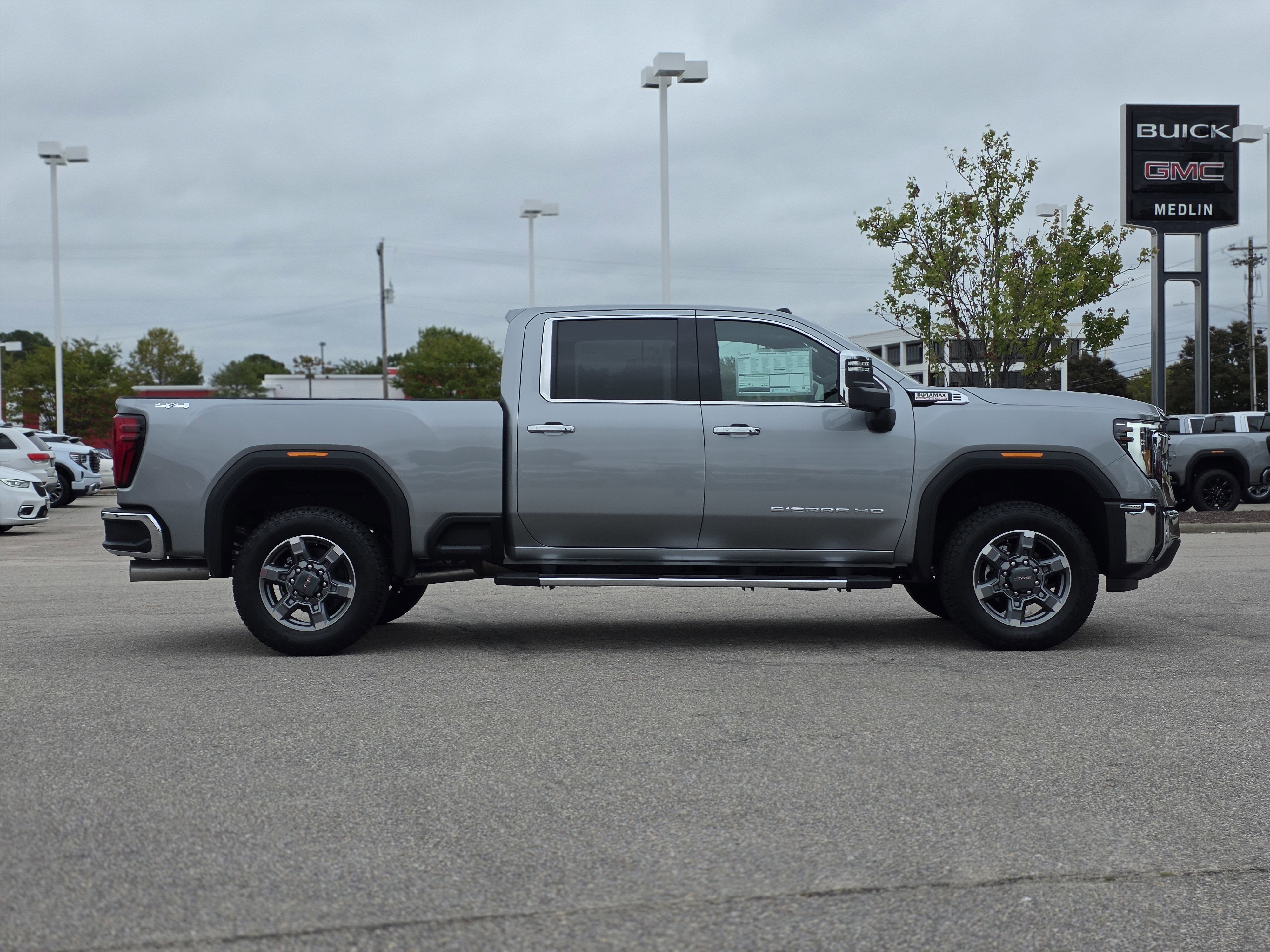 2026 GMC Sierra 2500 HD SLT