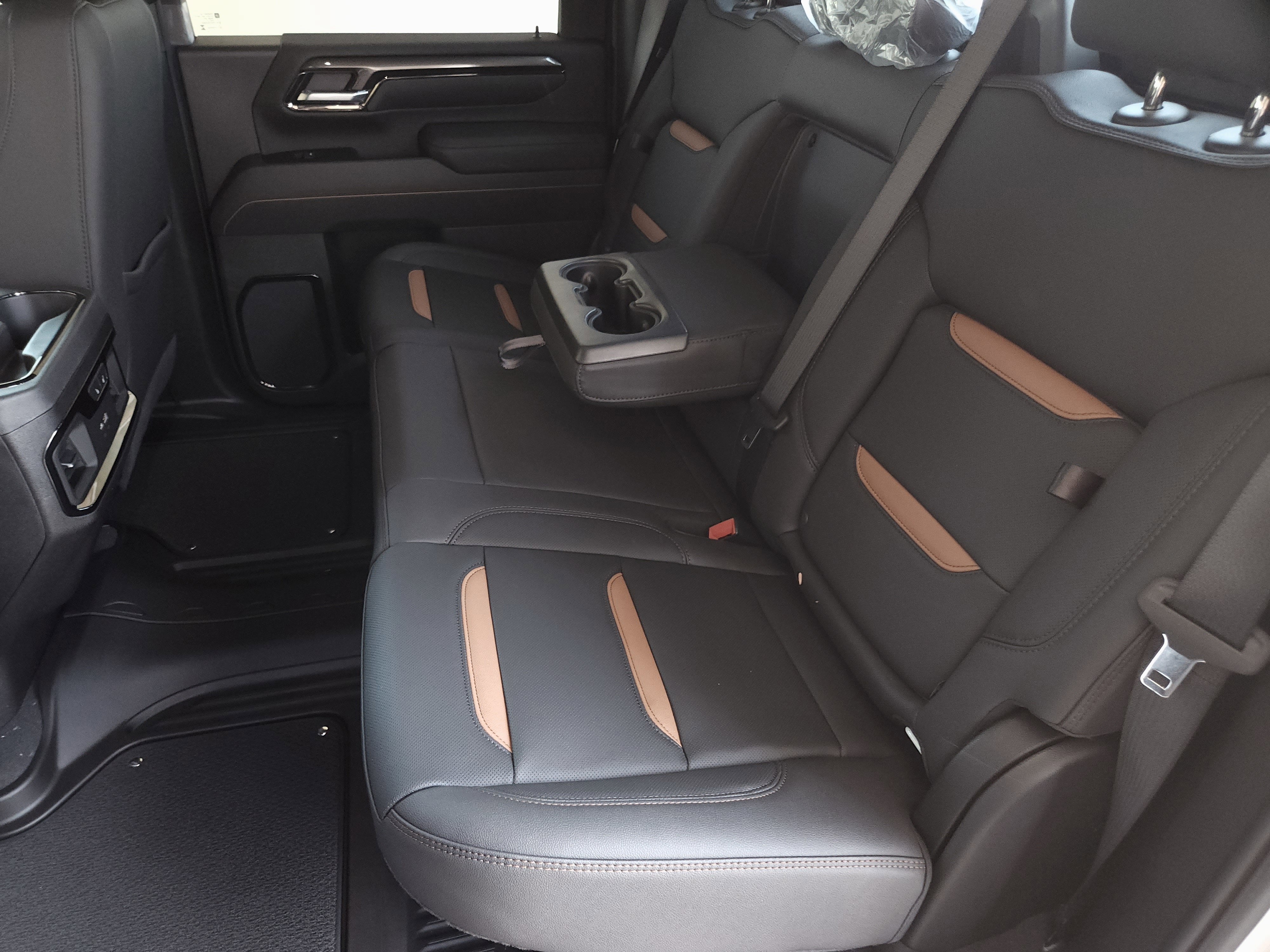 2025 GMC Sierra 3500 HD AT4