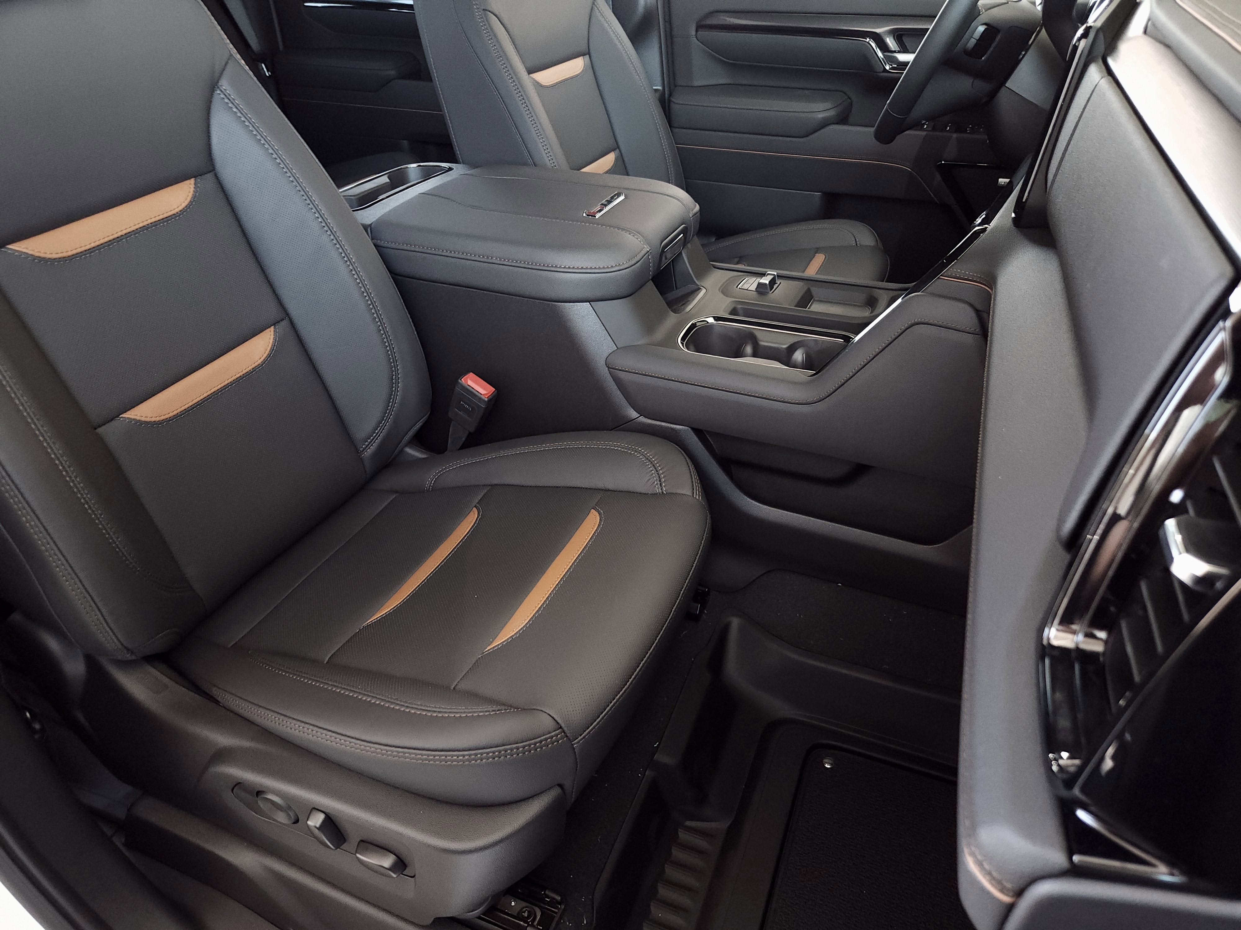 2025 GMC Sierra 3500 HD AT4