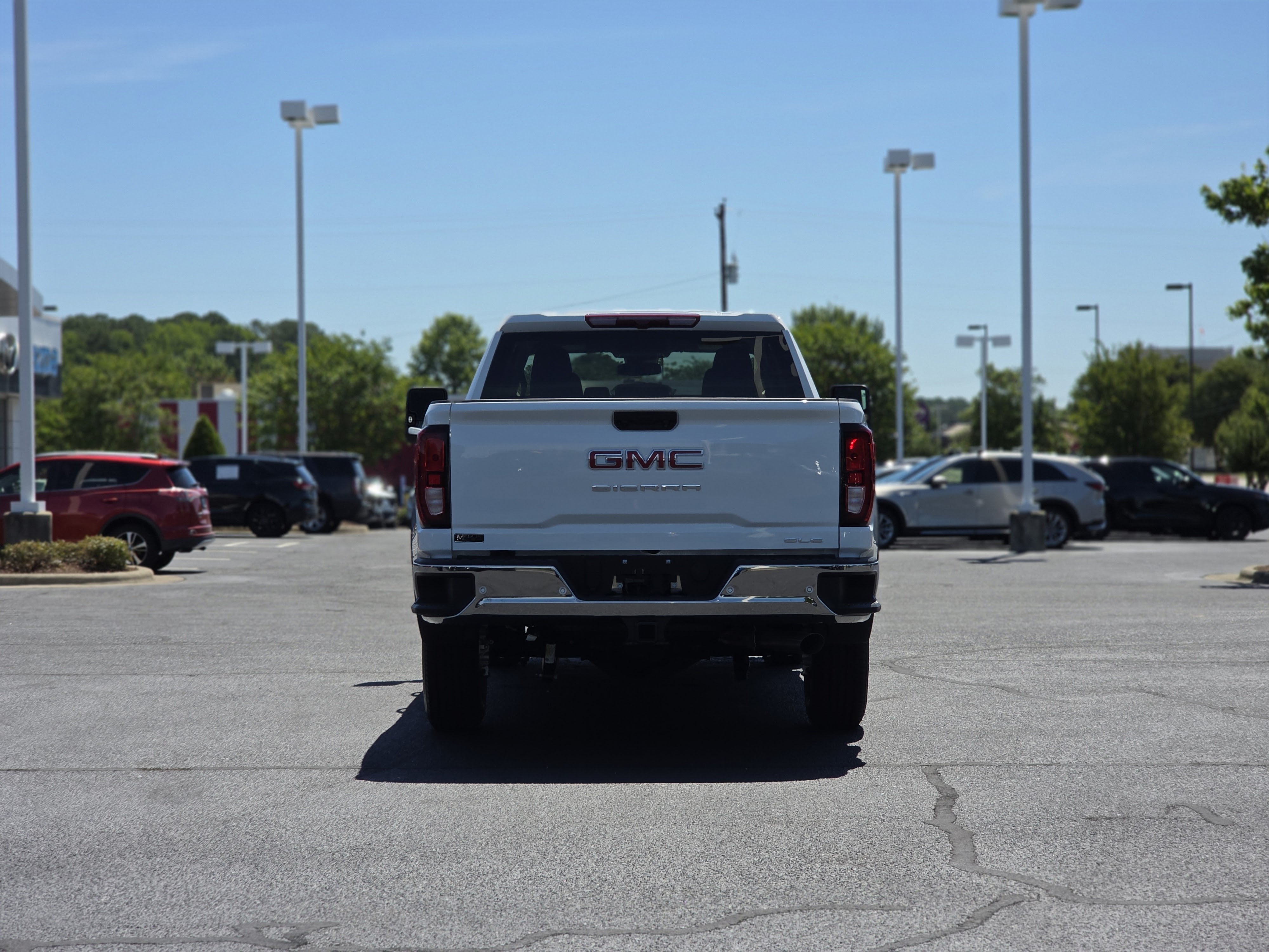 2026 GMC Sierra 2500 HD SLE