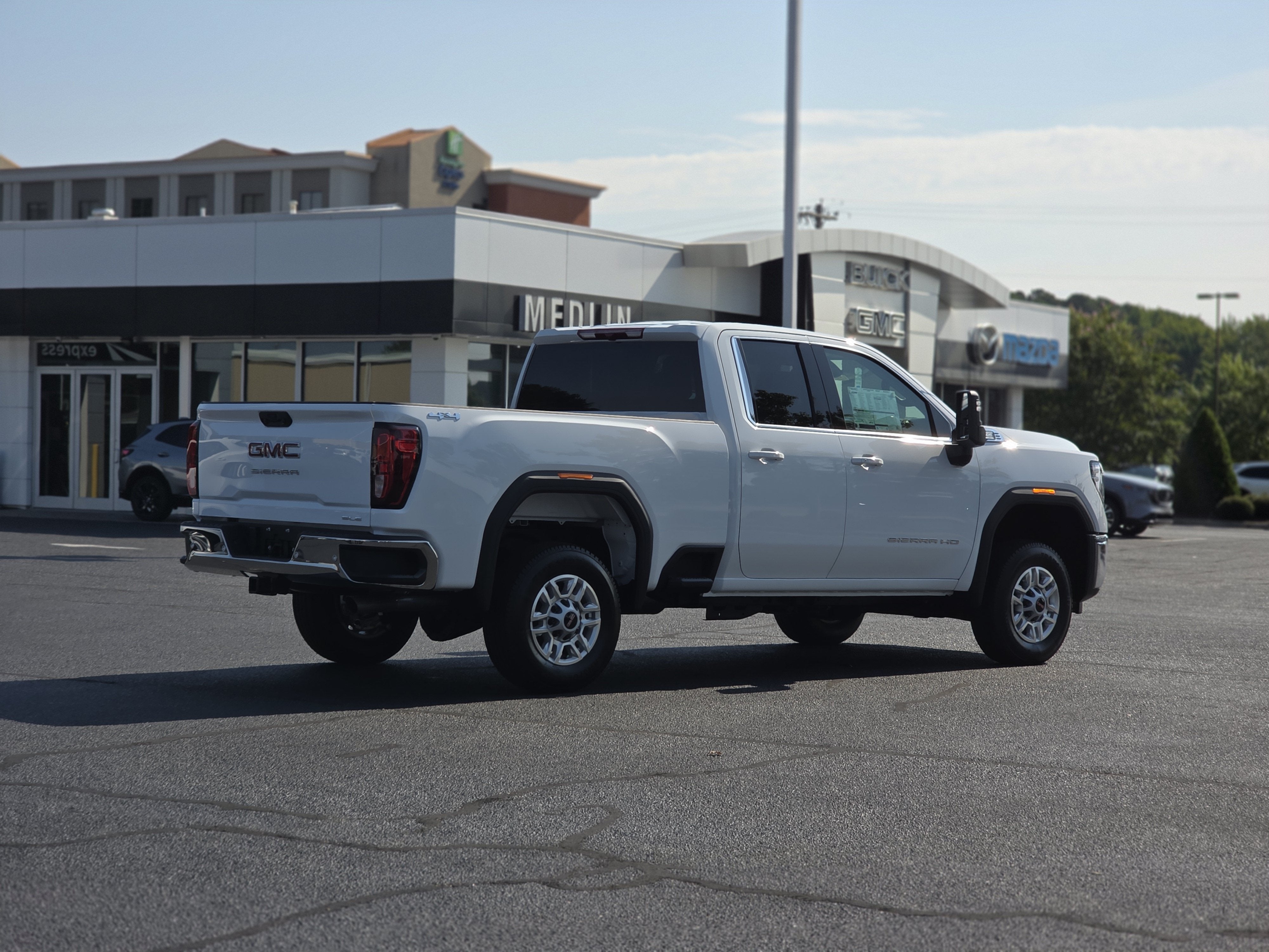 2026 GMC Sierra 2500 HD SLE