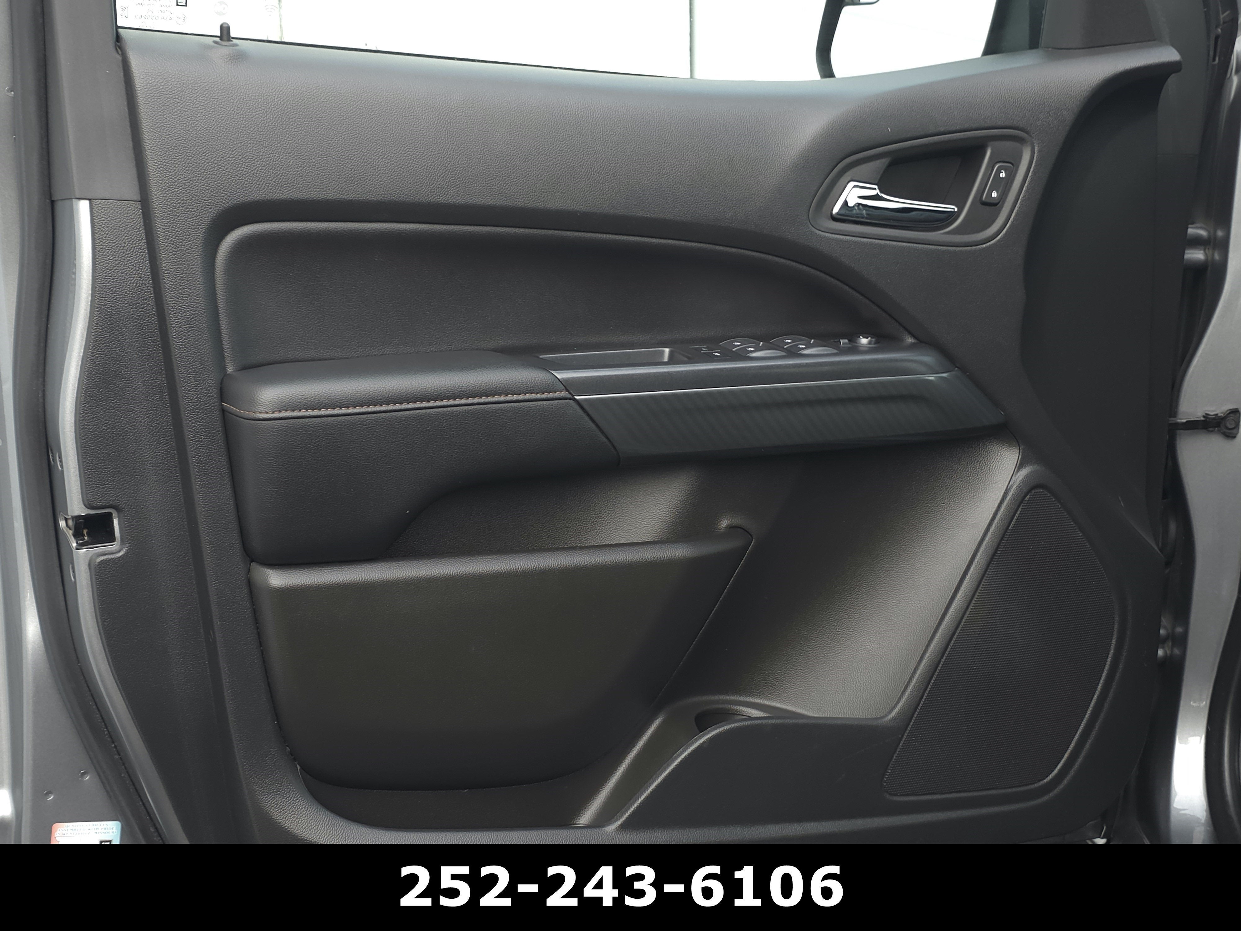 2022 GMC Canyon AT4 - Leather
