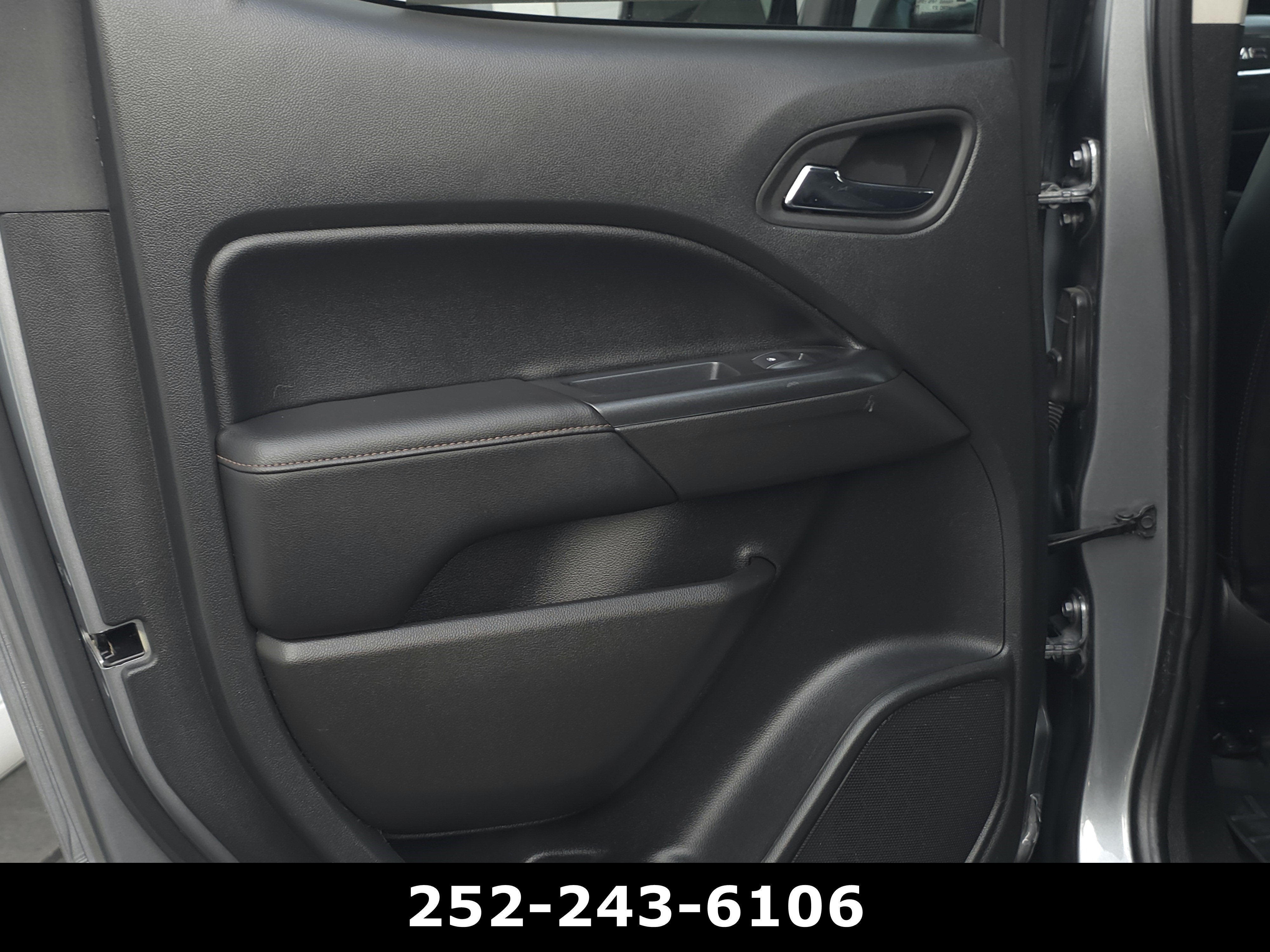 2022 GMC Canyon AT4 - Leather