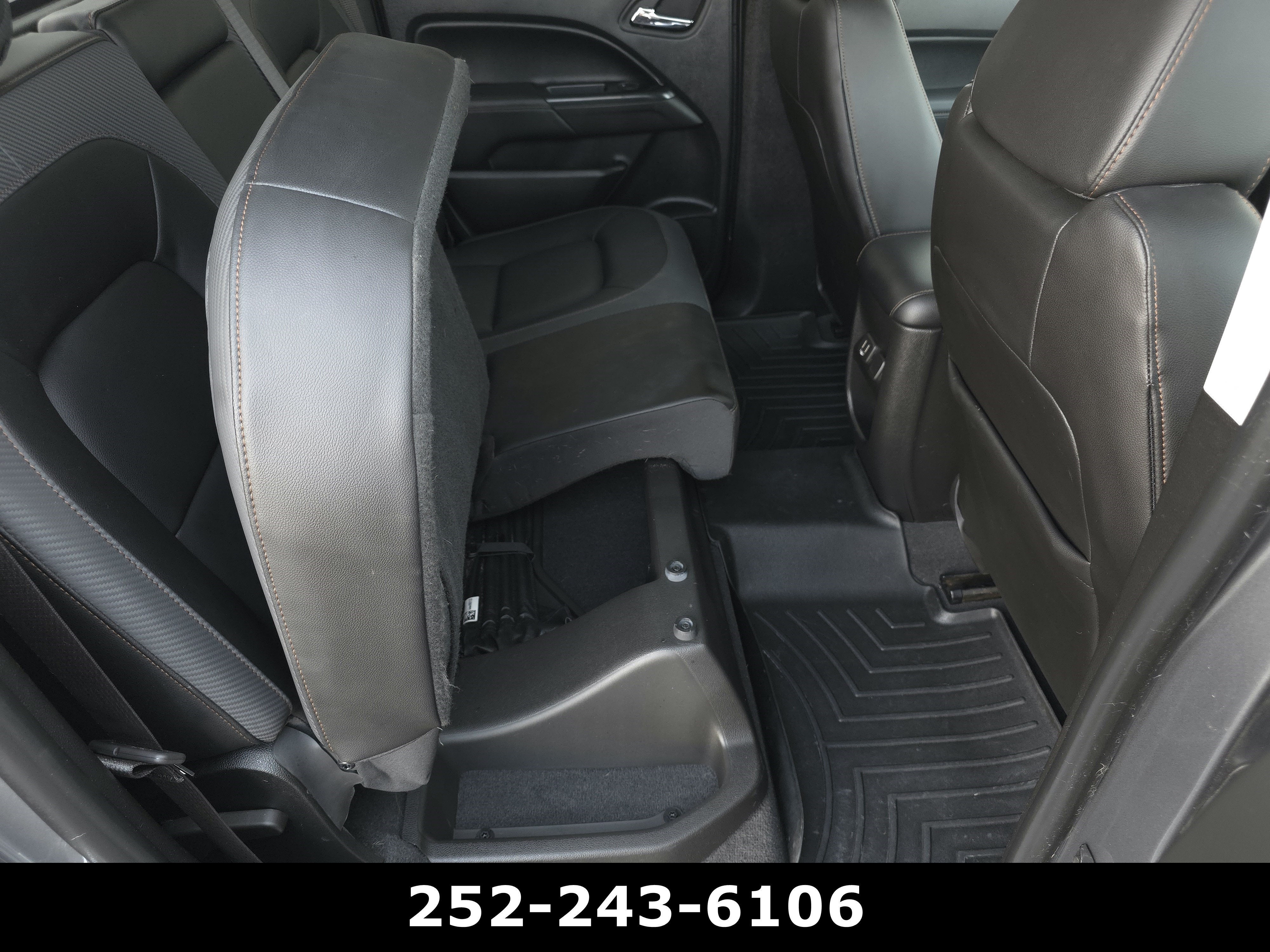2022 GMC Canyon AT4 - Leather