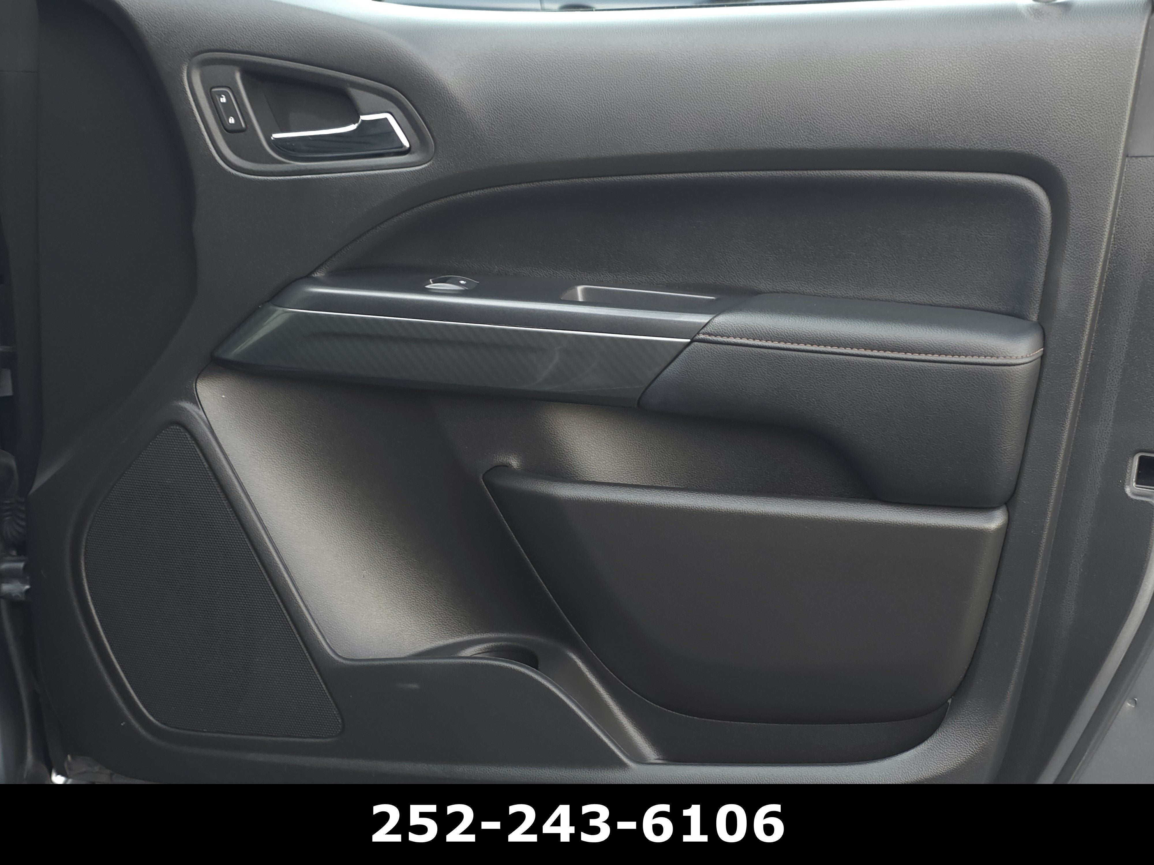 2022 GMC Canyon AT4 - Leather