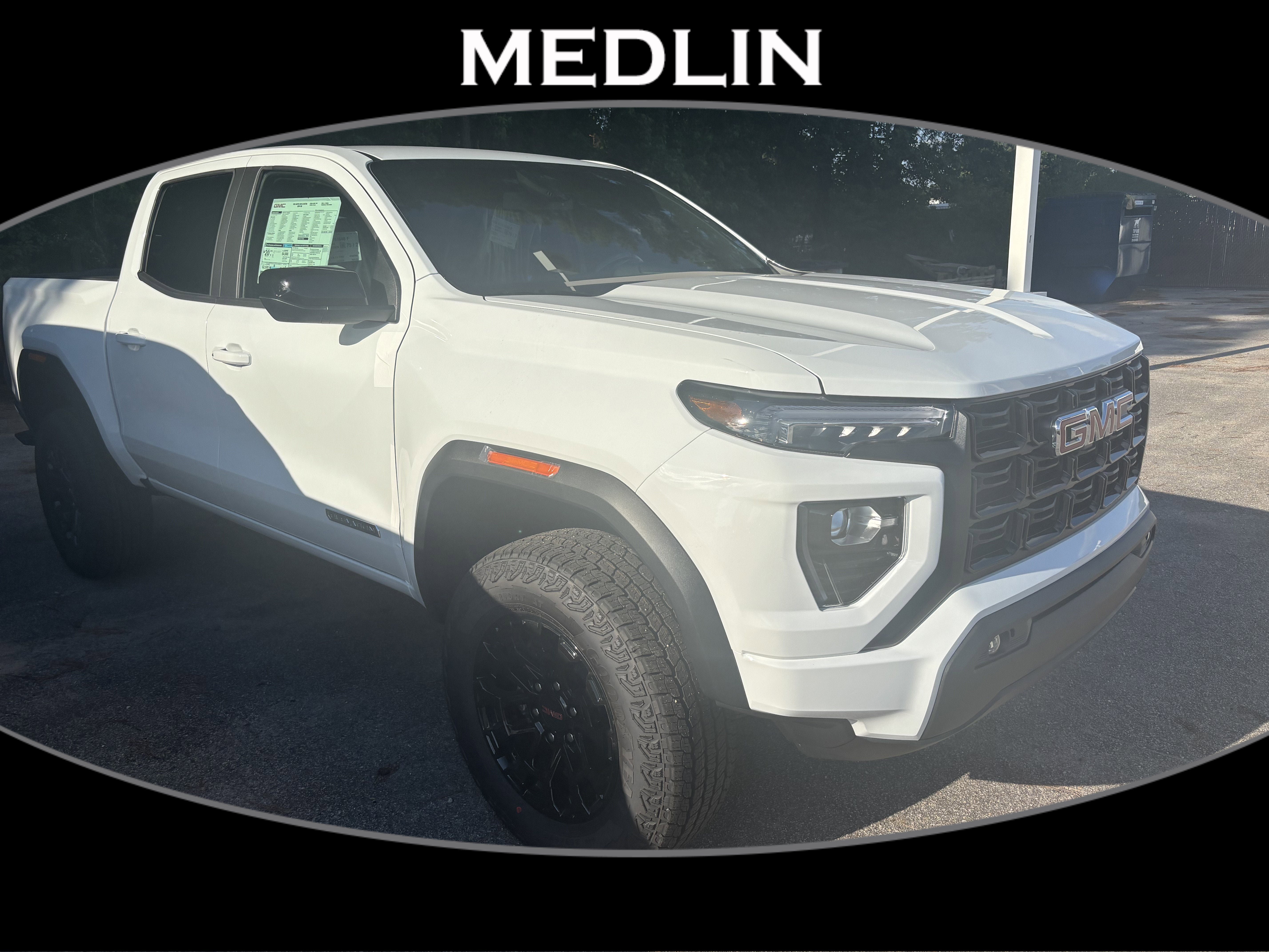 2026 GMC Canyon 2WD Elevation Crew Cab Short Box's photo
