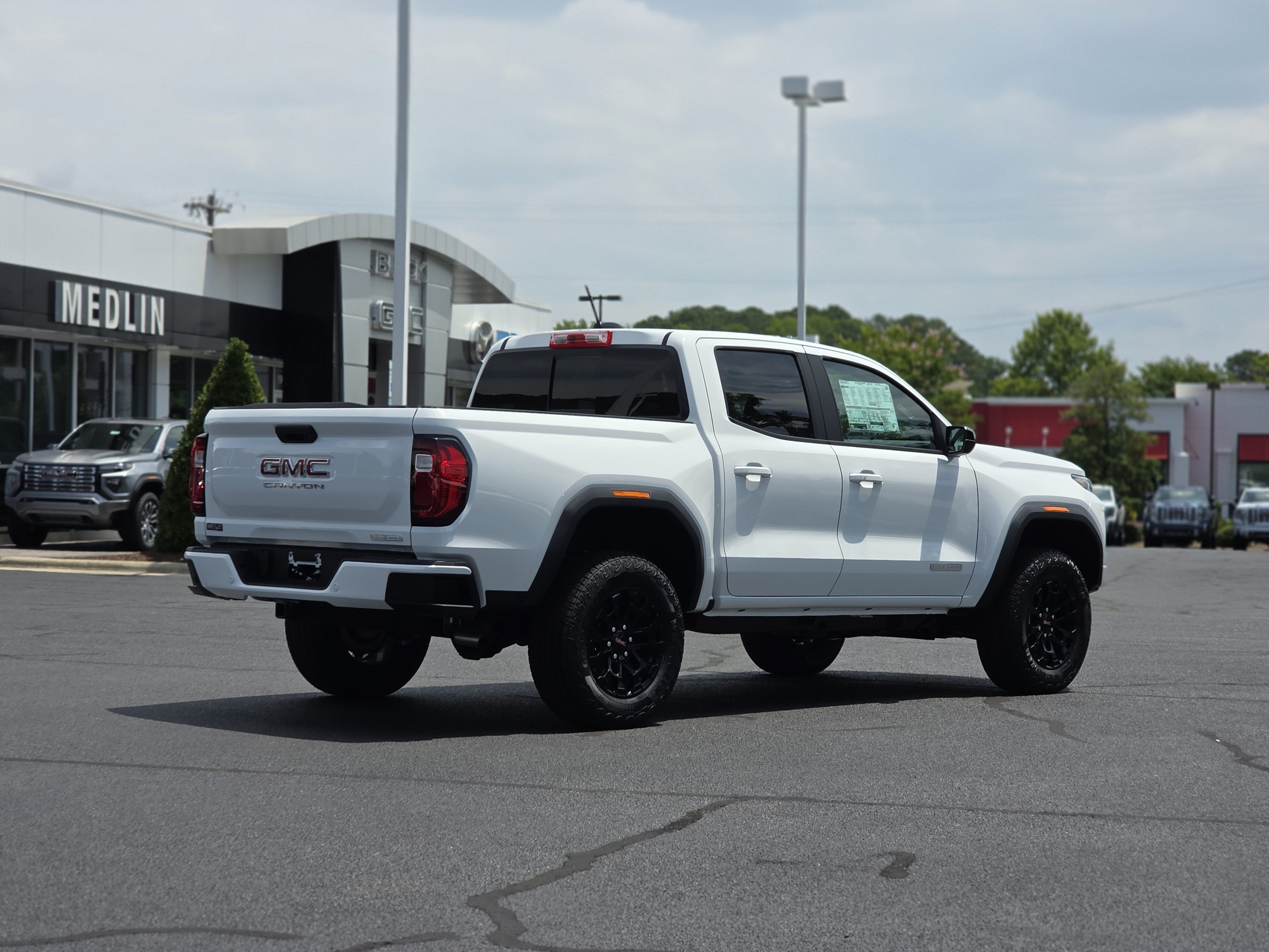 2026 GMC Canyon Elevation - Photo 6