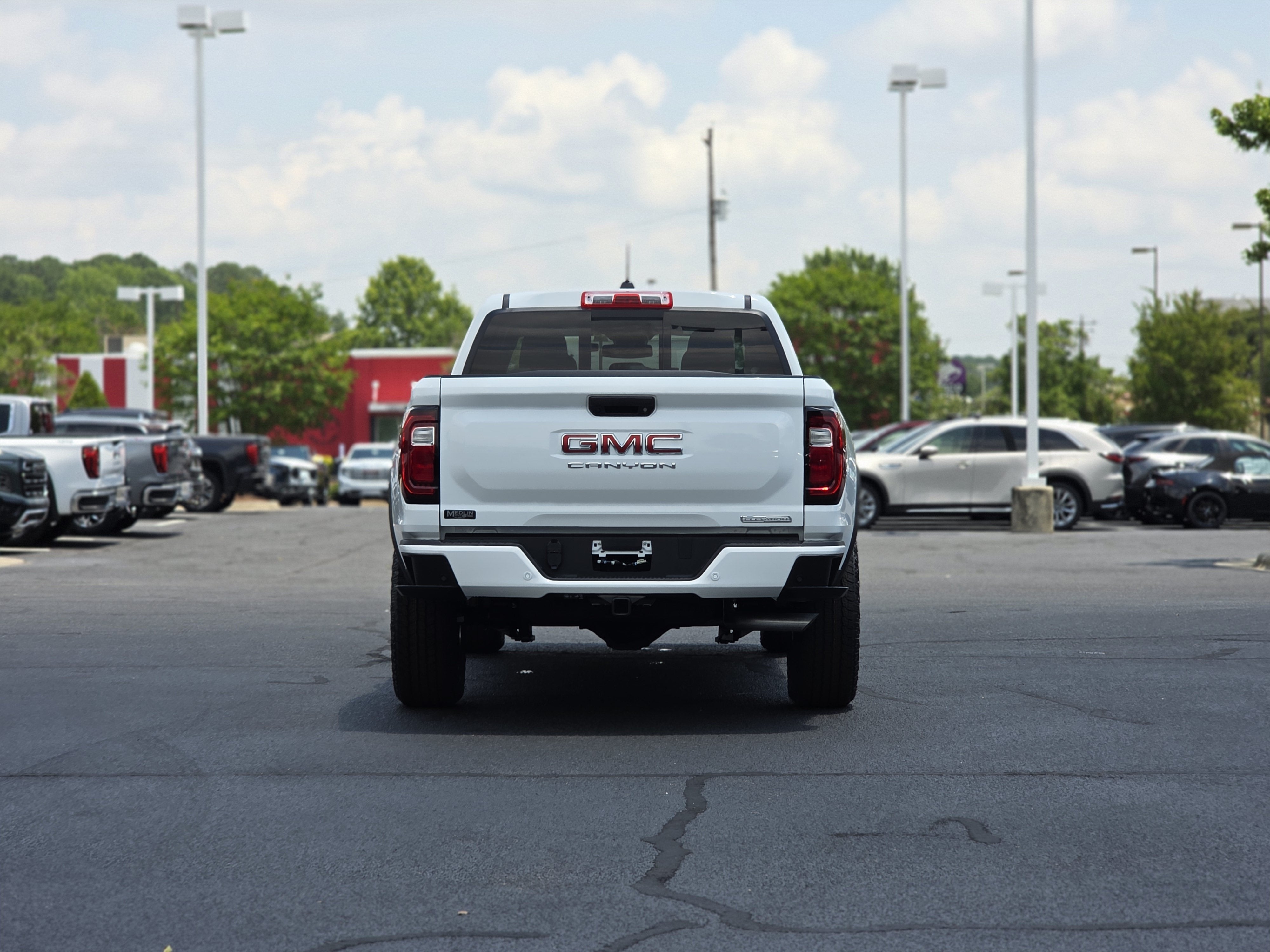 2026 GMC Canyon Elevation