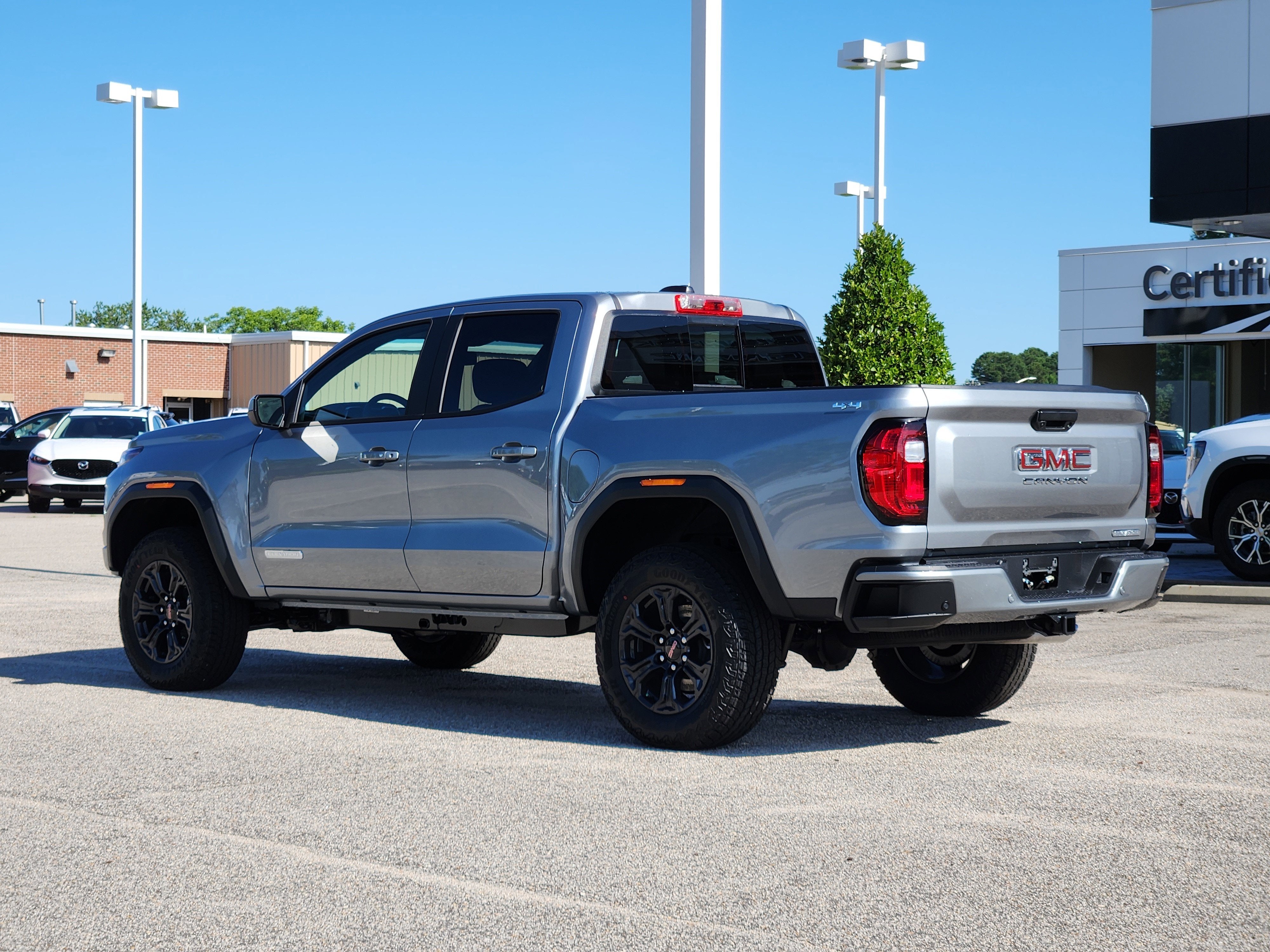 2025 GMC Canyon Elevation