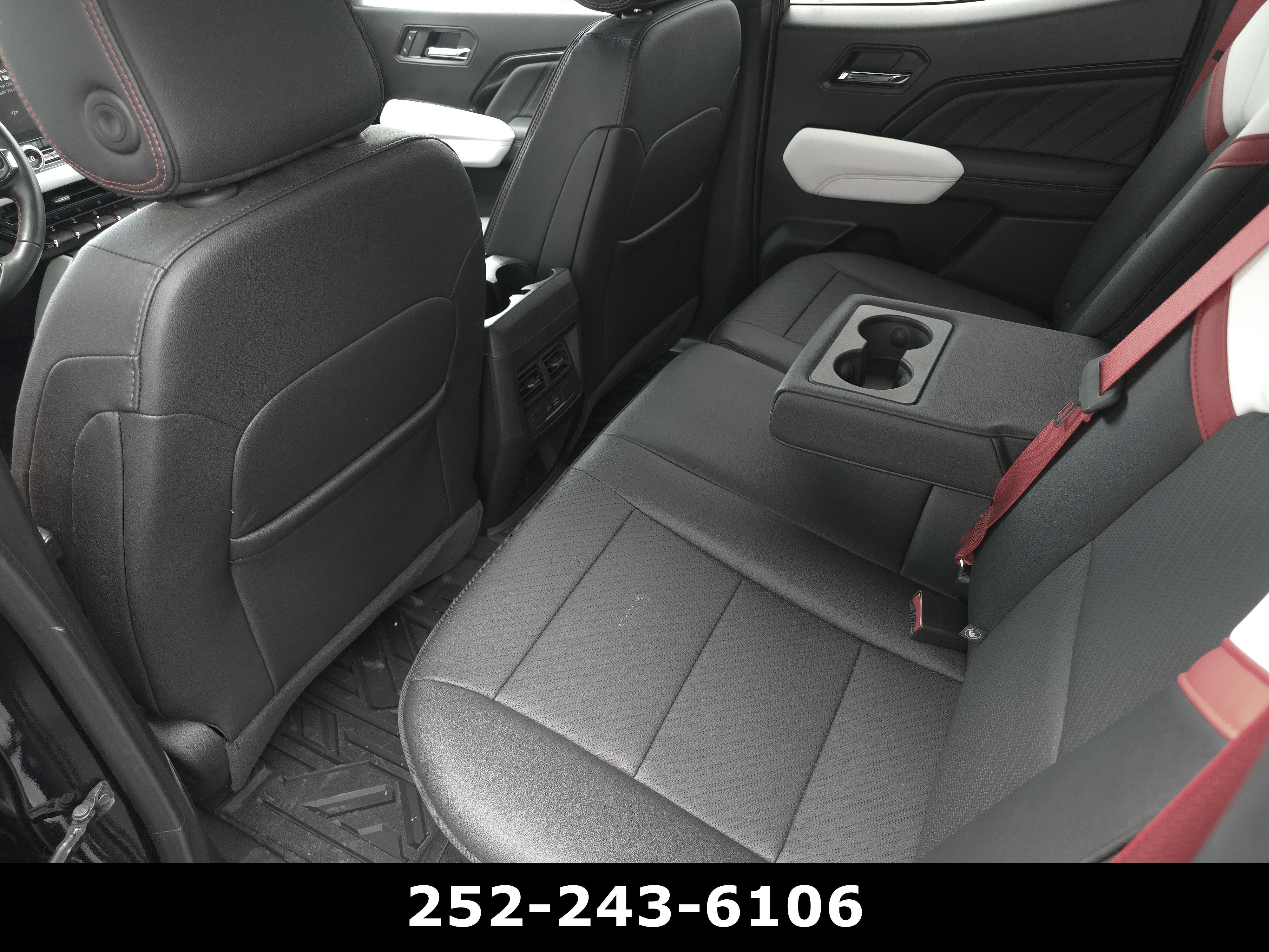 2025 GMC Canyon AT4