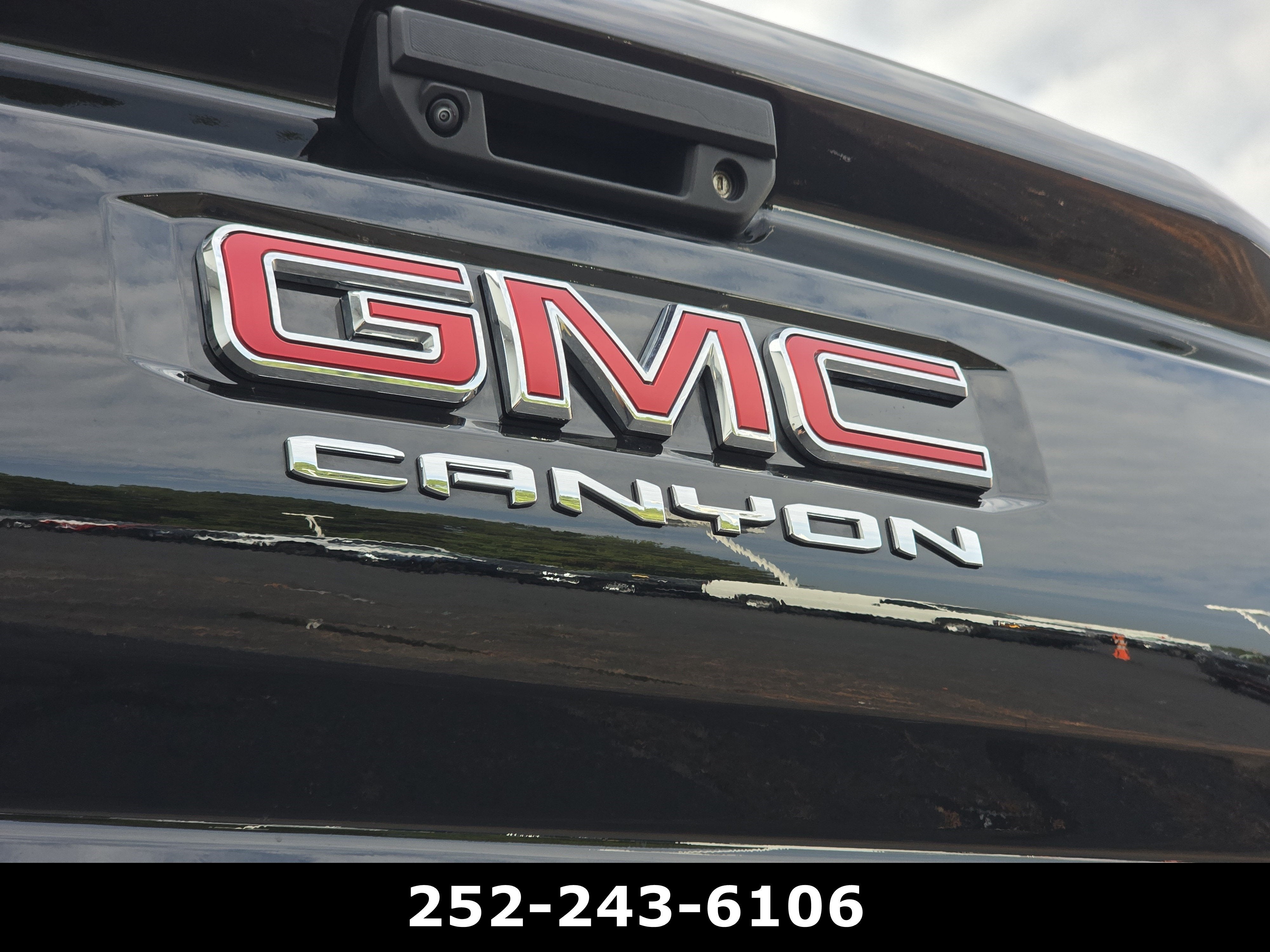 2025 GMC Canyon AT4