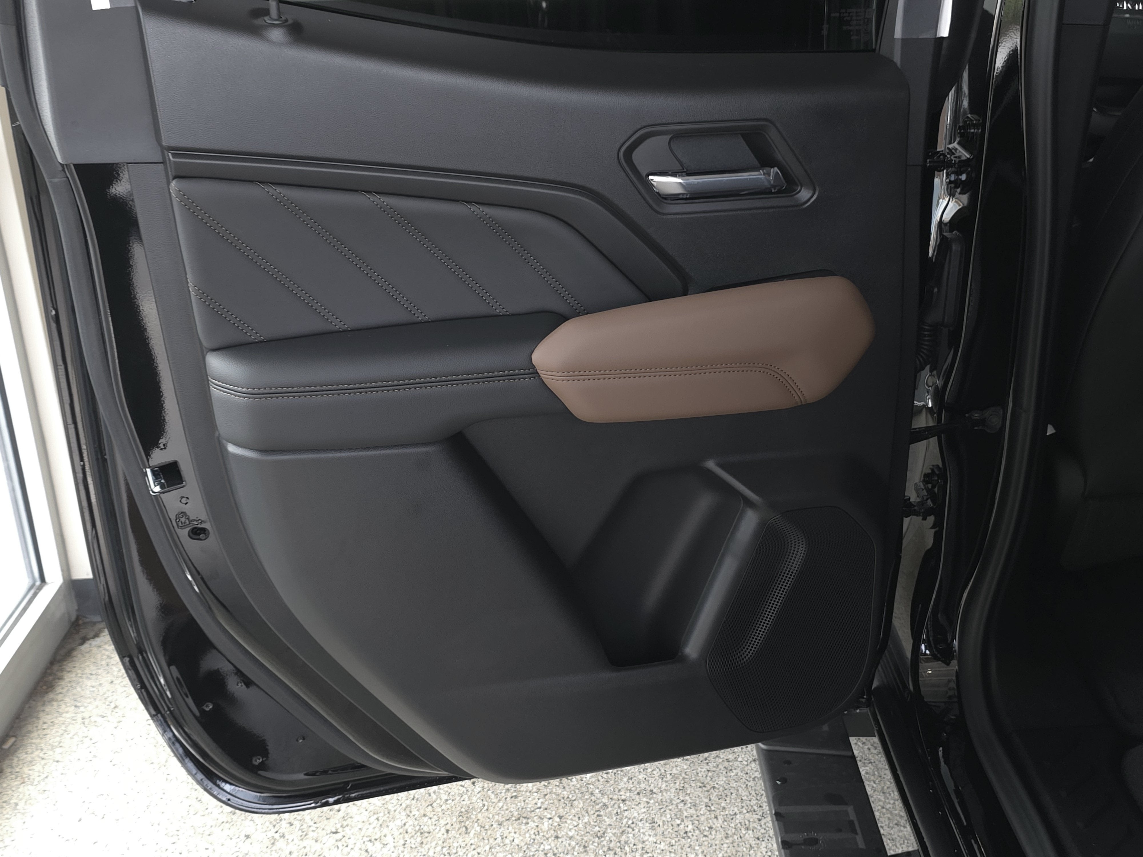 2026 GMC Canyon AT4 - Photo 32