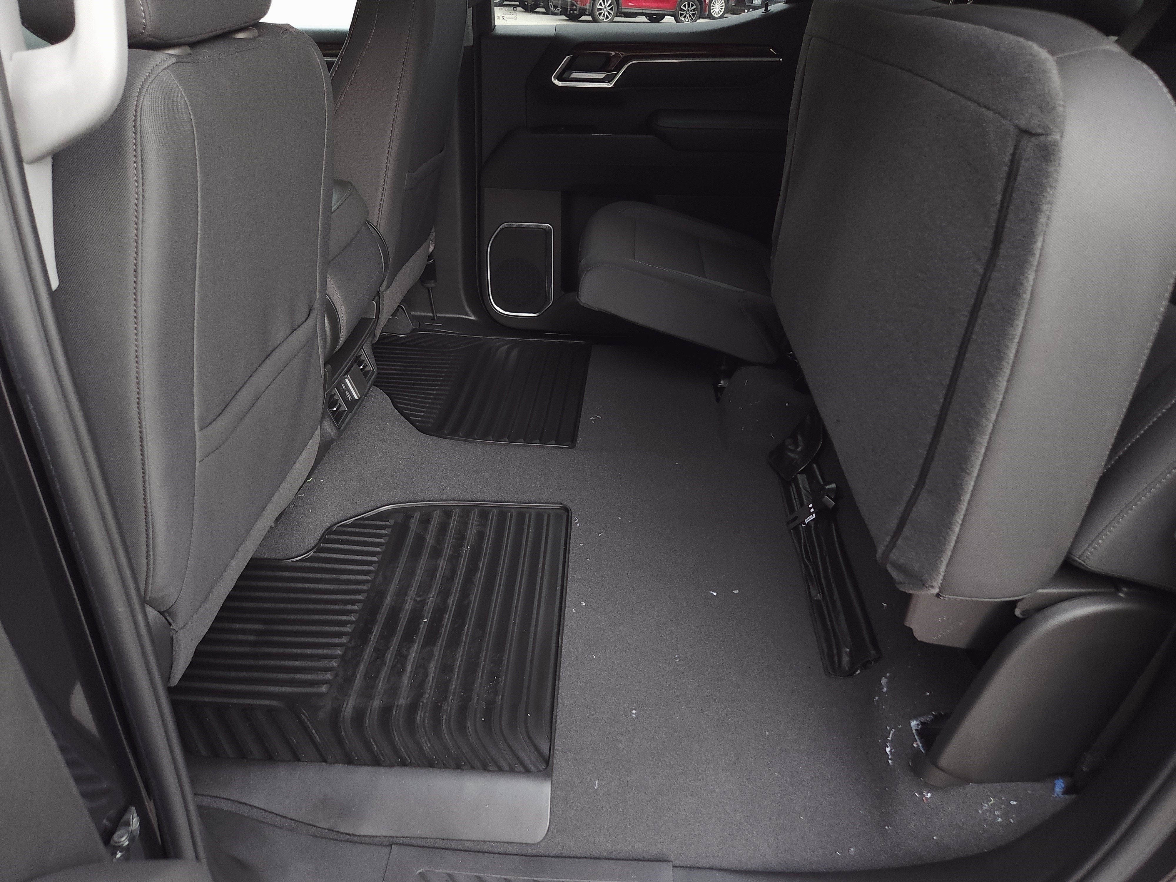 2025 GMC Sierra 1500 SLE